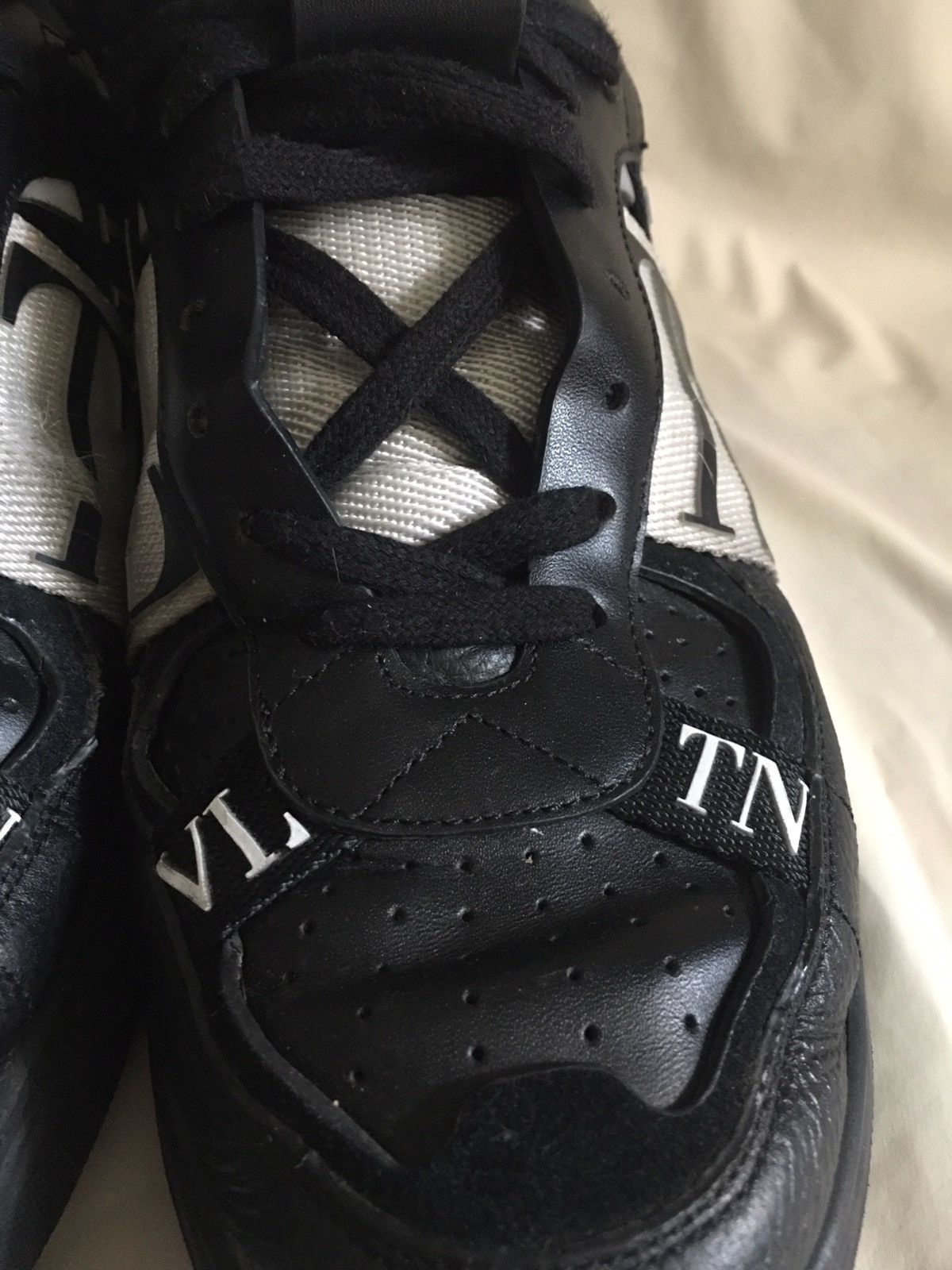 Designer × Valentino Valentino Garavani VL7N Black Leather Sneakers Size EU 41 Size US 8 / EU 41 - 9 Thumbnail