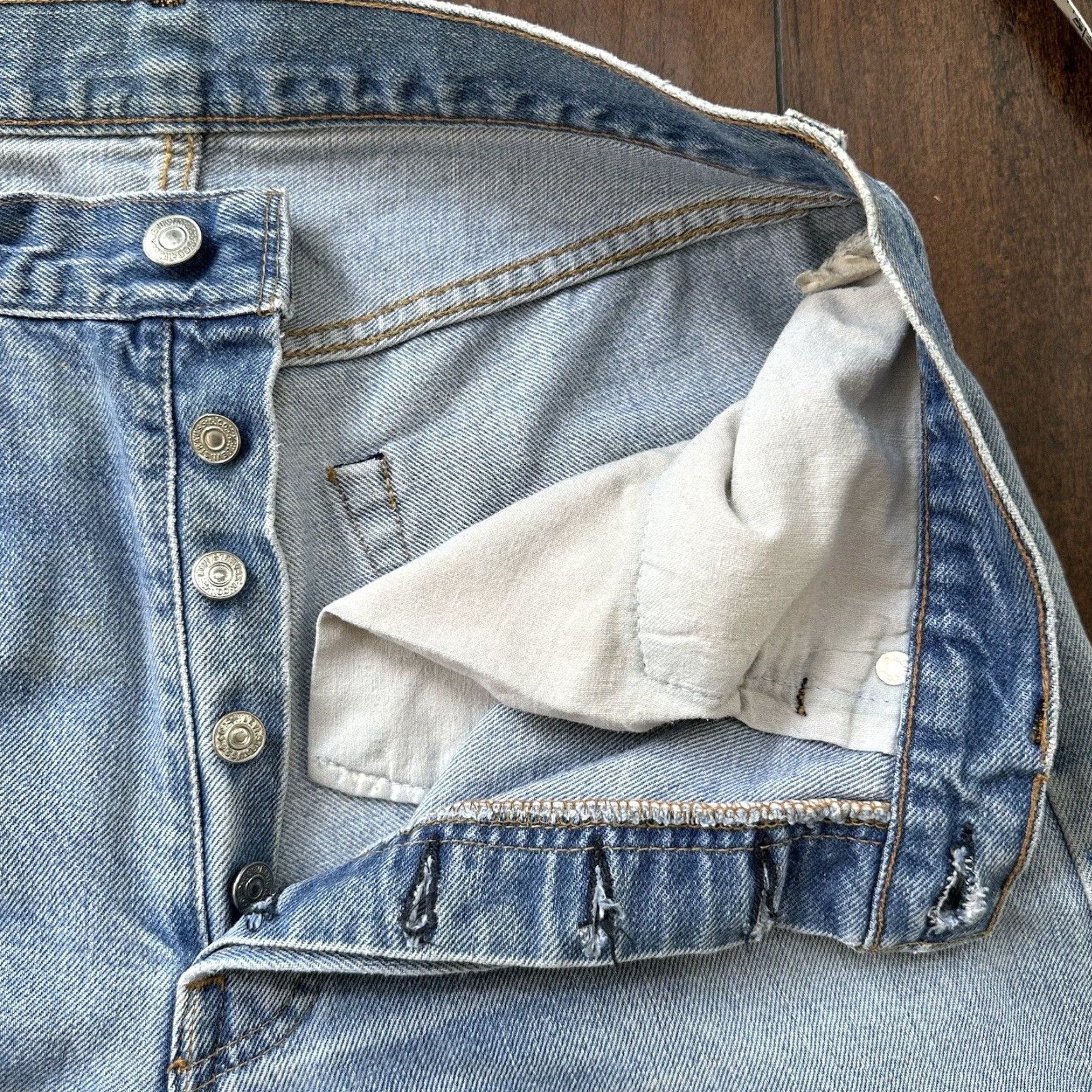 Levi's VINTAGE Levi's 501 XX Jeans 31x26 Blue Distressed 70s 80s USA Mens Size US 31 - 5 Thumbnail