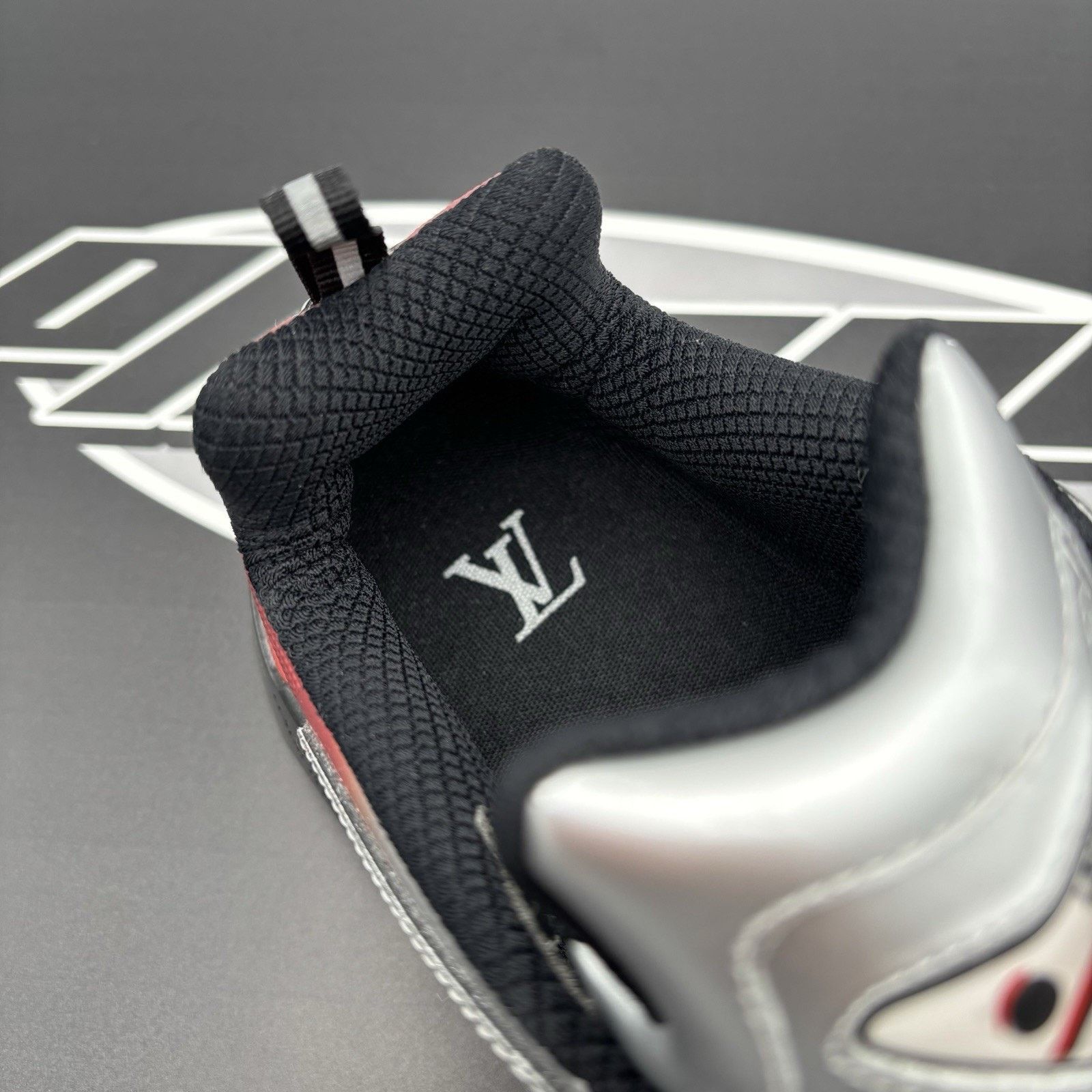 Louis Vuitton Louis Vuitton Tactic Runner ' Red Grey ' | GREAT COND! Size US 10 / EU 43 - 16 Thumbnail