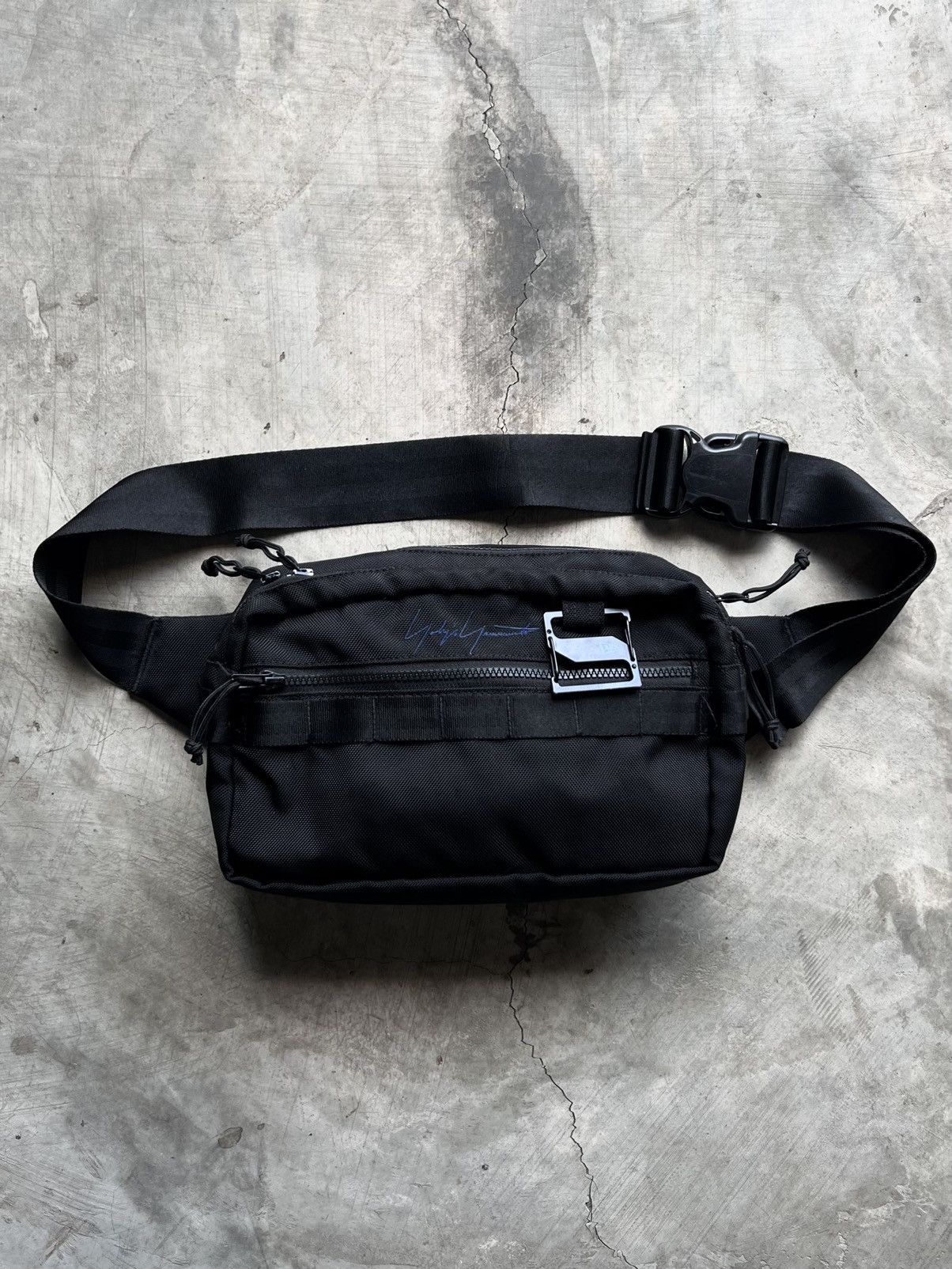 YOHJI YAMAMOTO x New Era SlingBag