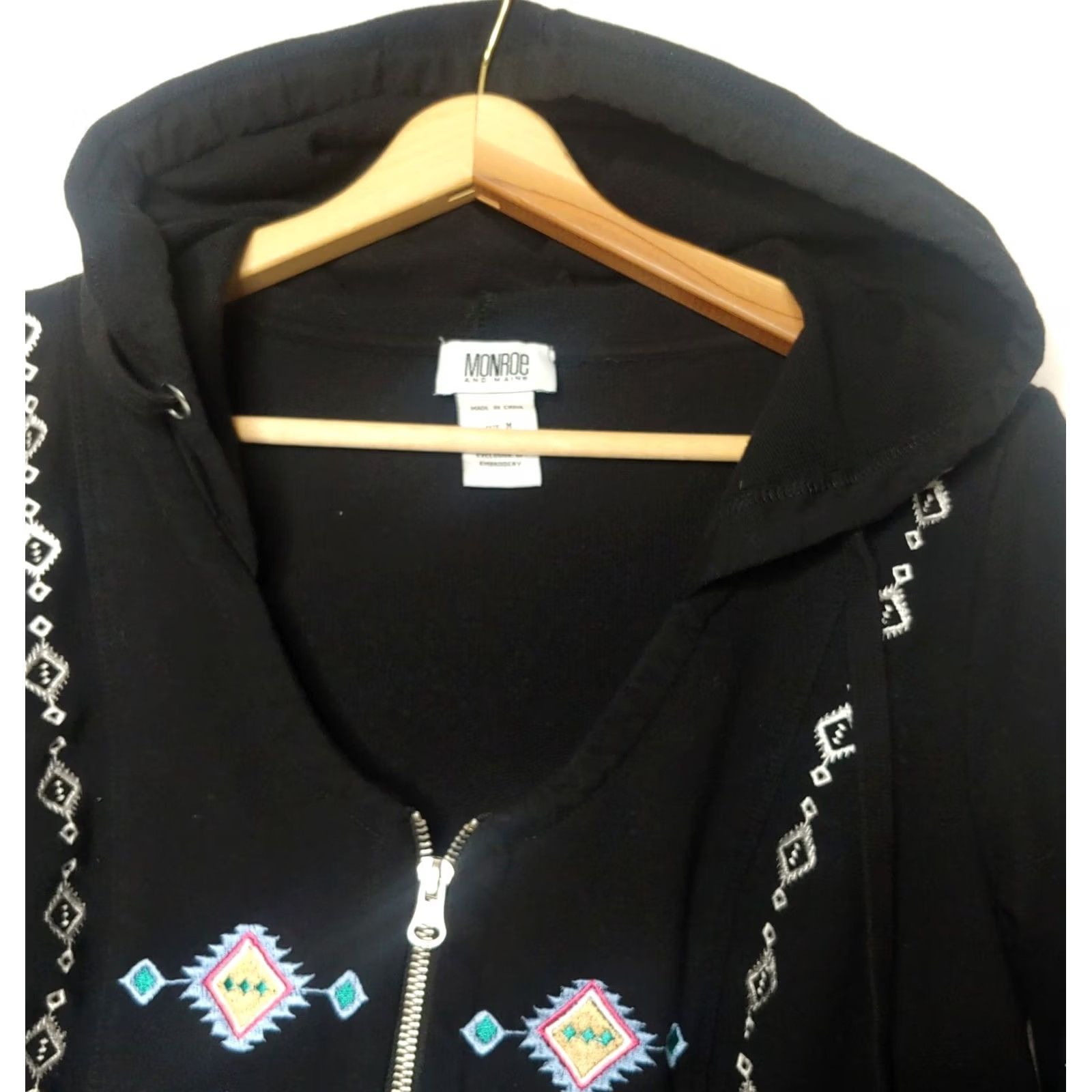 Vintage Monroe & Maine Sweatshirt Women M Southwest Aztec Black Hood Flared Artsy Sweatshirt Size M / US 6-8 / IT 42-44 - 5 Thumbnail