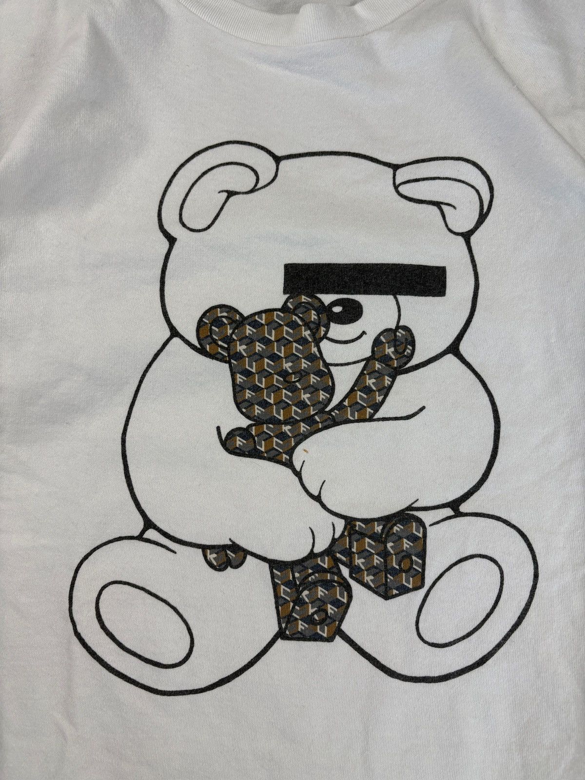Undercover Undercover Medicom Bearbrick T-Shirt White Size US L / EU 52-54 / 3 - 5 Thumbnail