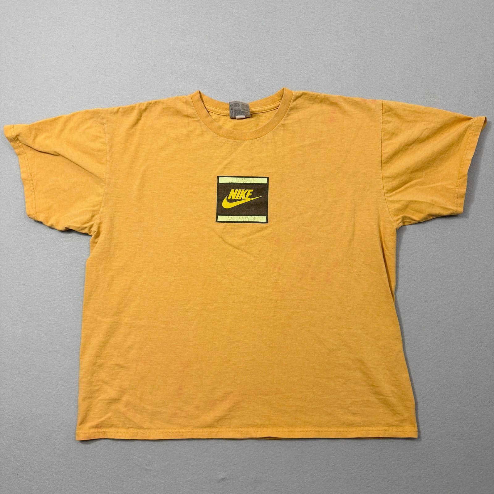 Nike Vintage Nike Swoosh Shirt Men's Large Boxy Yellow y2k Logo Size US L / EU 52-54 / 3 - 1 Thumbnail