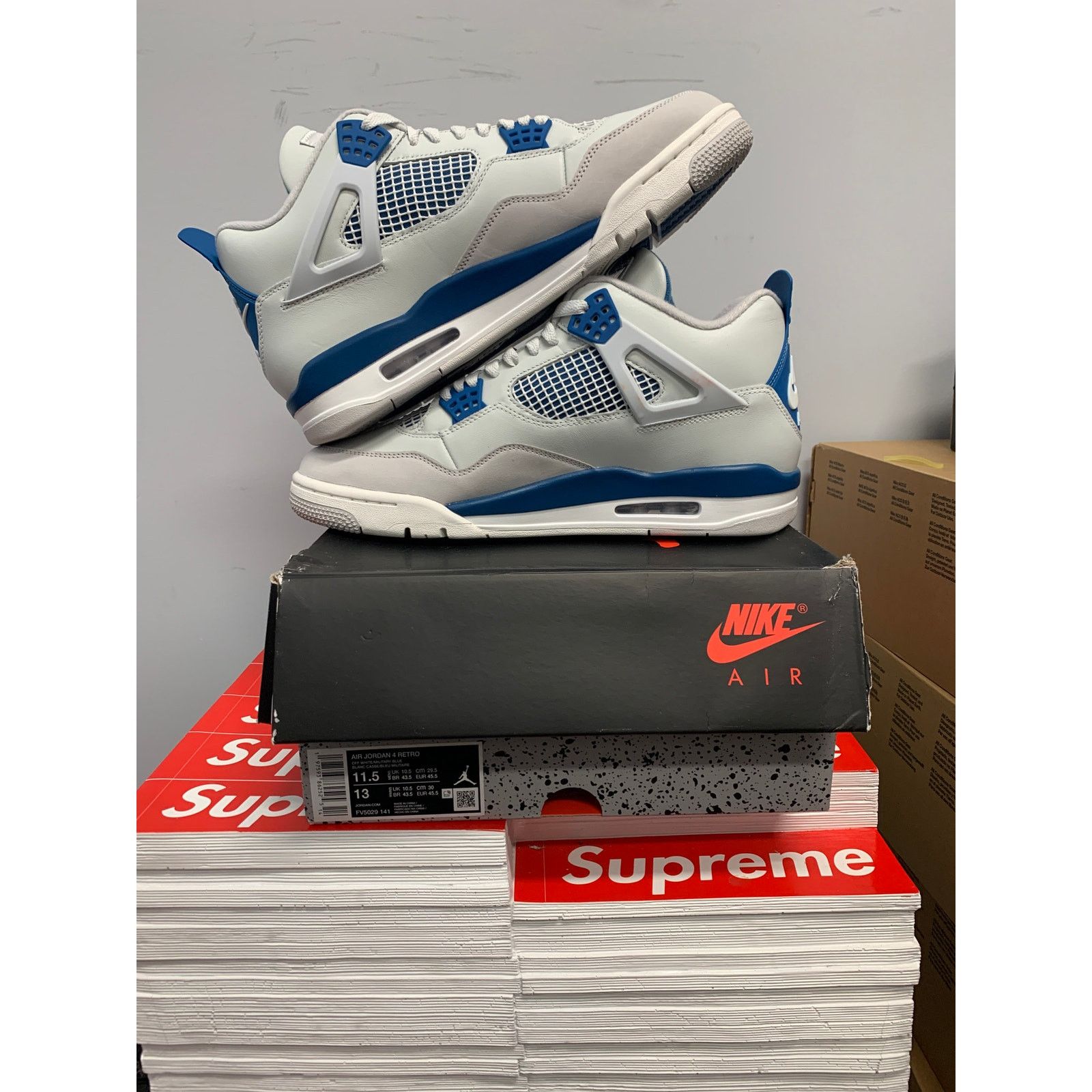 Nike Nike Air Jordan 4 Retro Military Blue 2024 Size 11.5 NEW Size US 11.5 / EU 44-45 - 5 Thumbnail