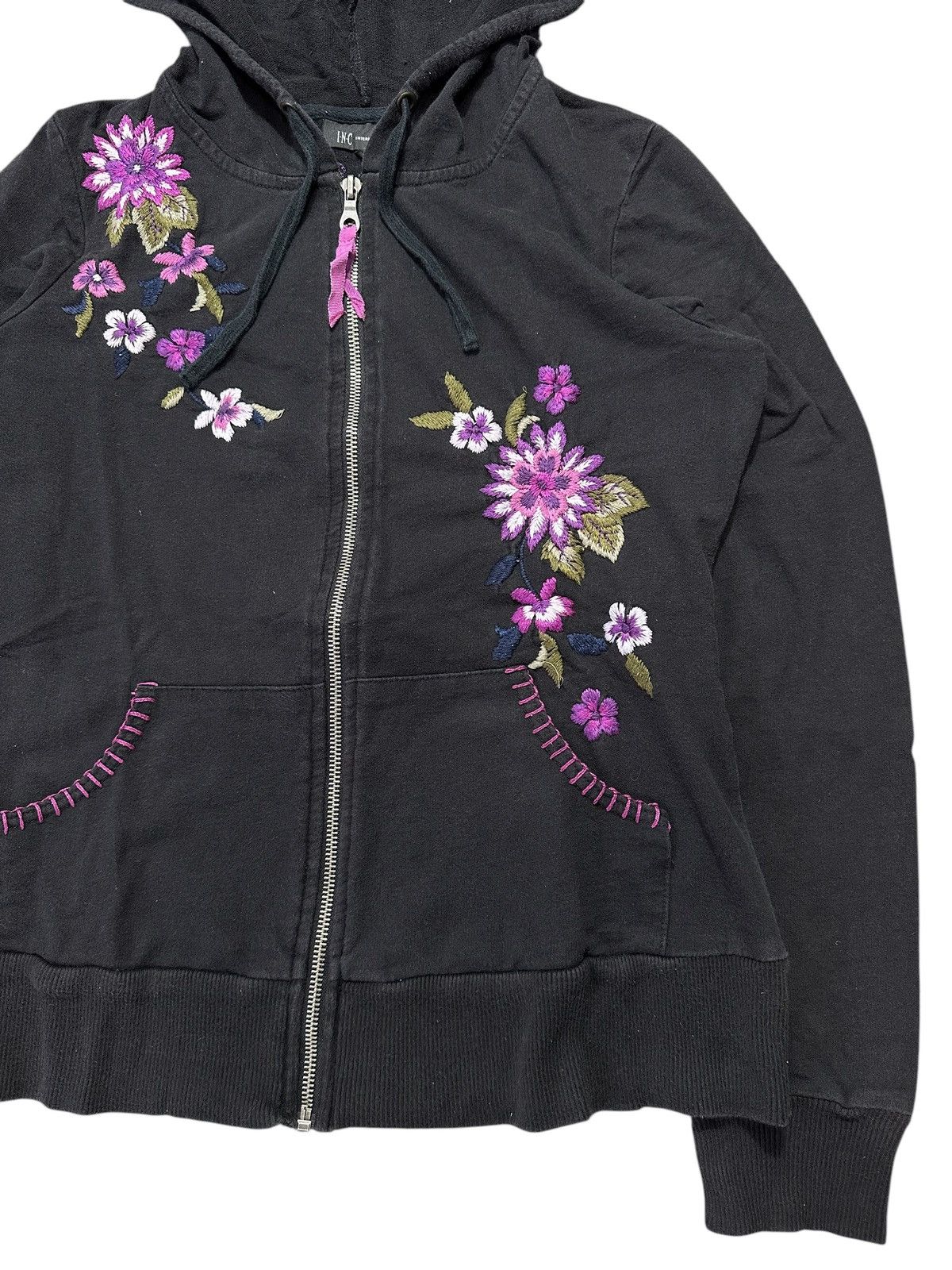 Le Grande Bleu (L.G.B.) INTERNATIONAL CONCEPT EMBROIDERY FLOWER ZIP HOODIE LGB STYLE Size S / US 4 / IT 40 - 6 Thumbnail
