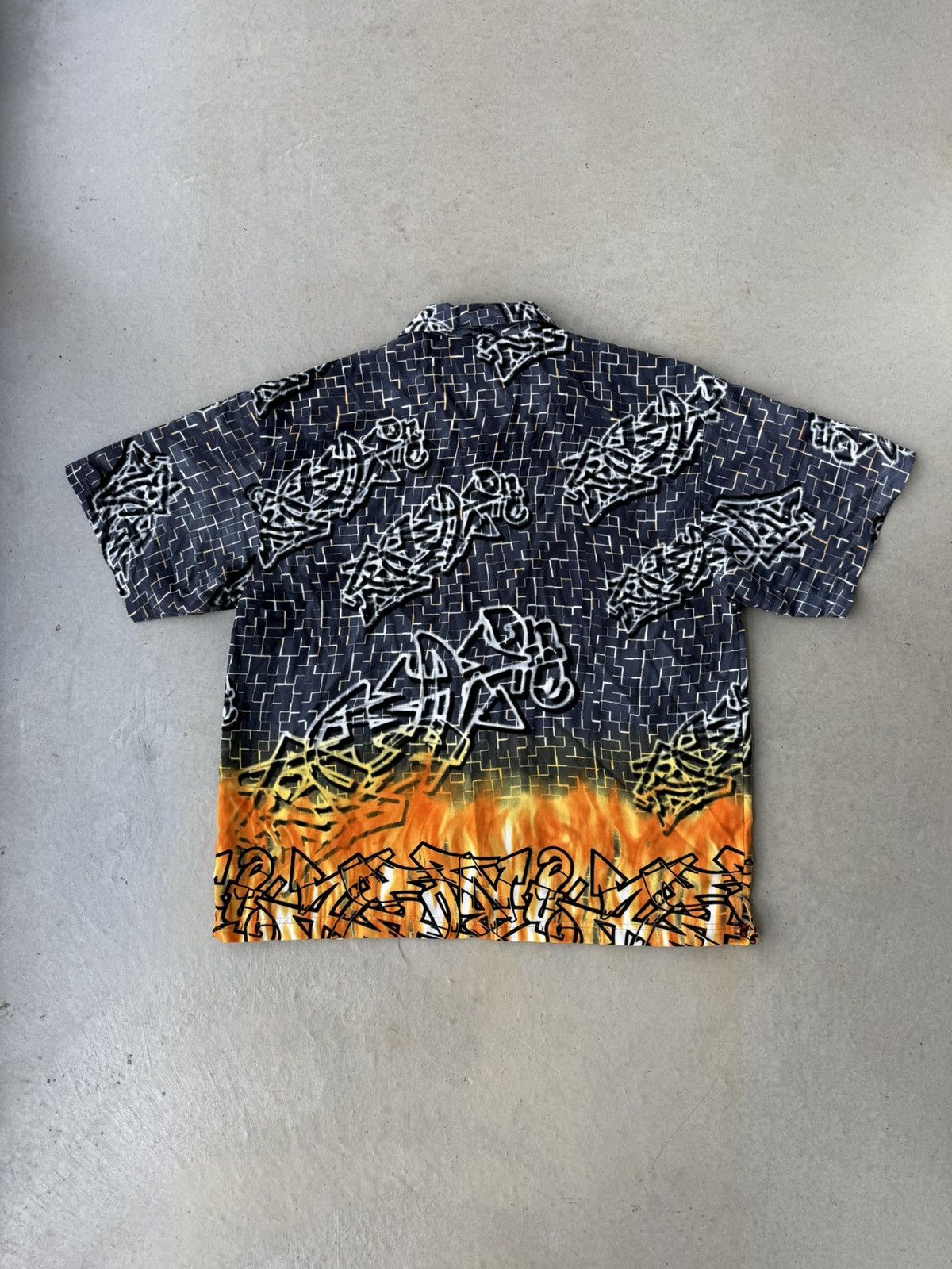 Vintage Vintage Y2K No Boundaries Graffiti AOP Button Up Shirt Size US M / EU 48-50 / 2 - 2 Thumbnail