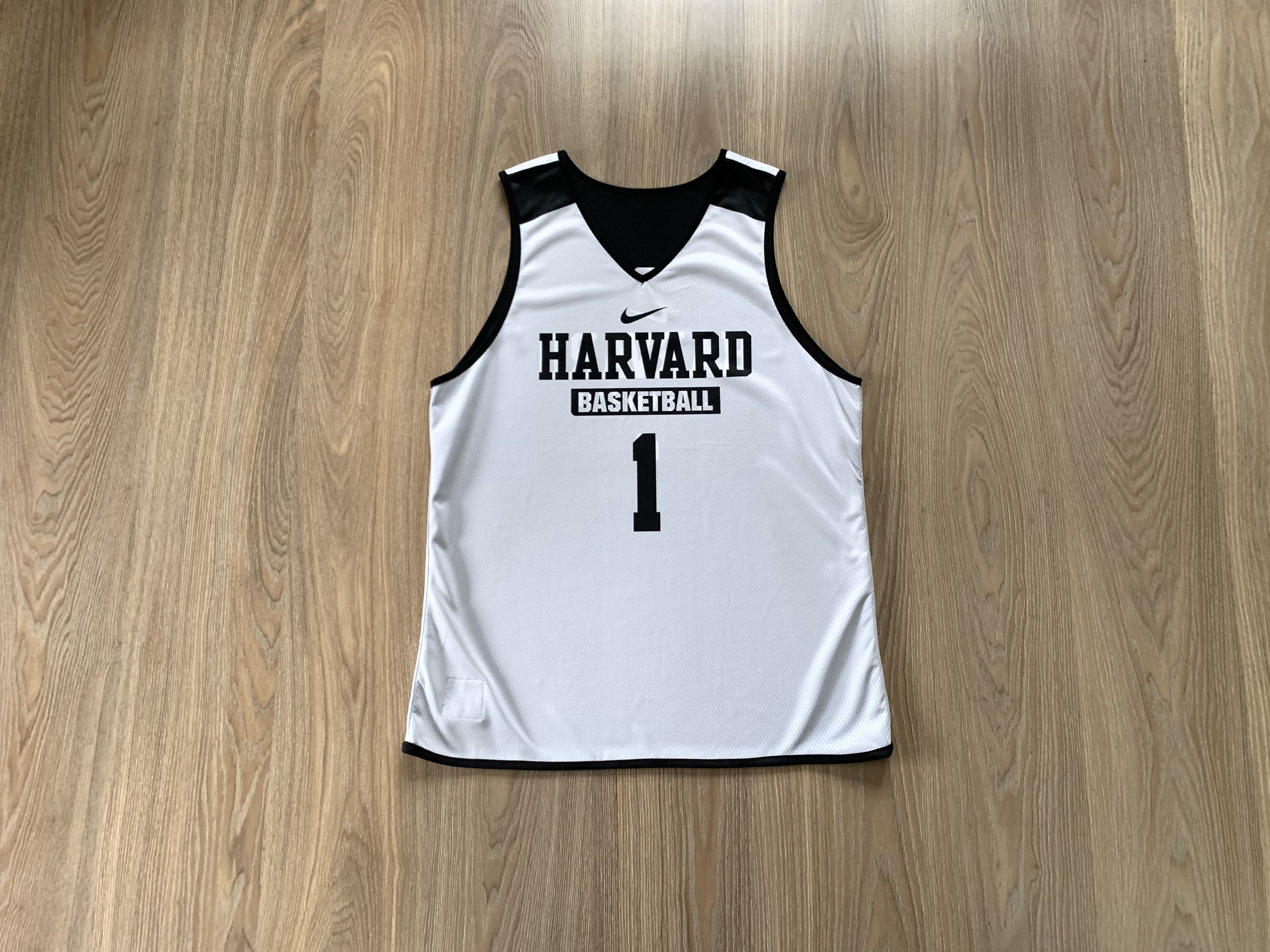 NBA × Nike Nike Harvard Basketball Reversible Men Tank Top Size US L / EU 52-54 / 3 - 1 Thumbnail