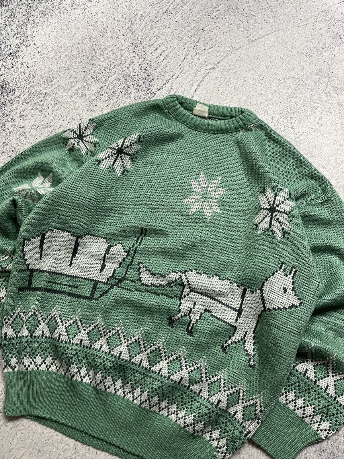 Vintage Vintage 90’s Winter Graphic Patterned Acrylic Knit Sweater Size L / US 10 / IT 46 - 4 Thumbnail