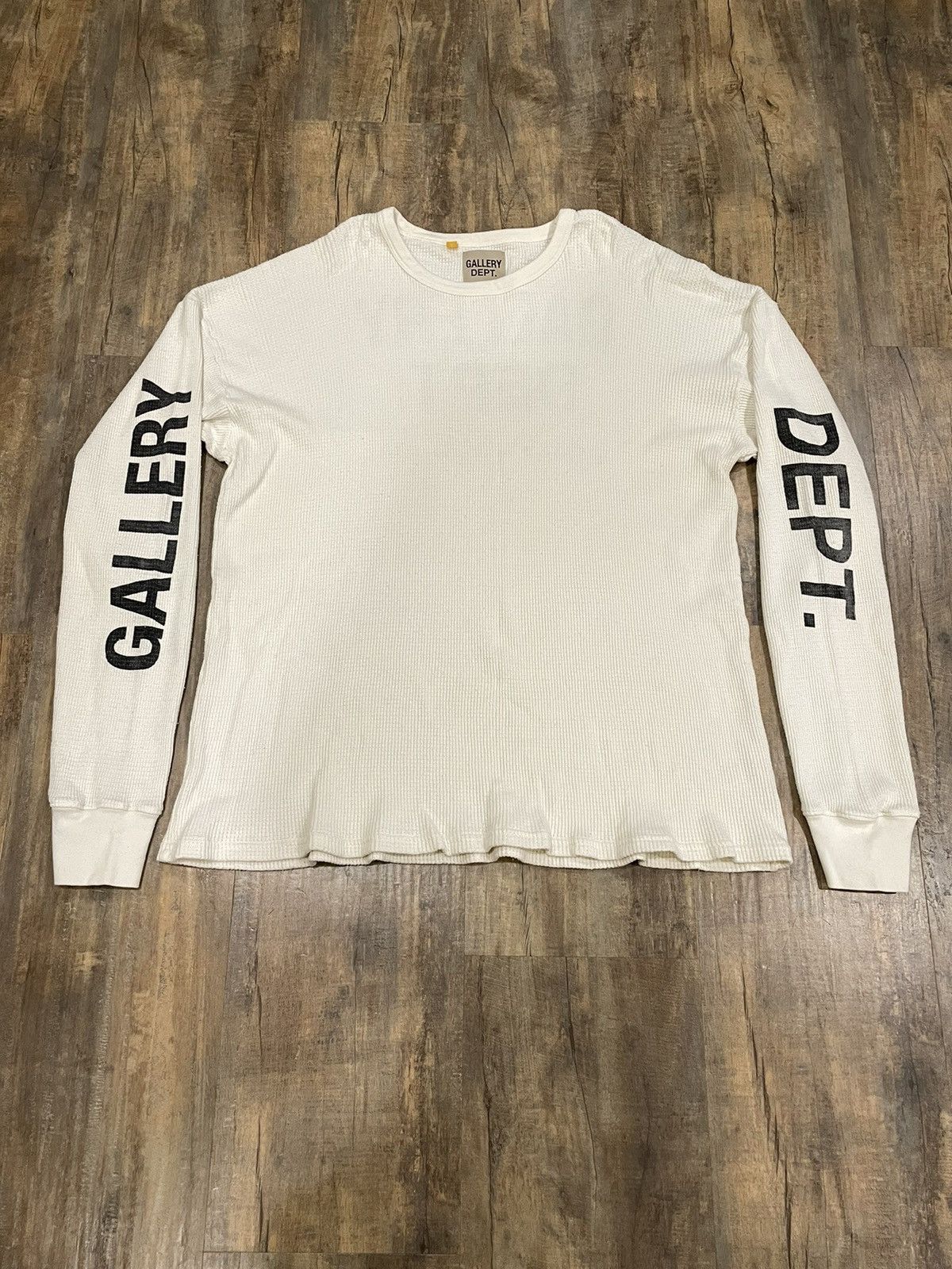 Gallery dept t outlet shirt + off white t shirt bundle