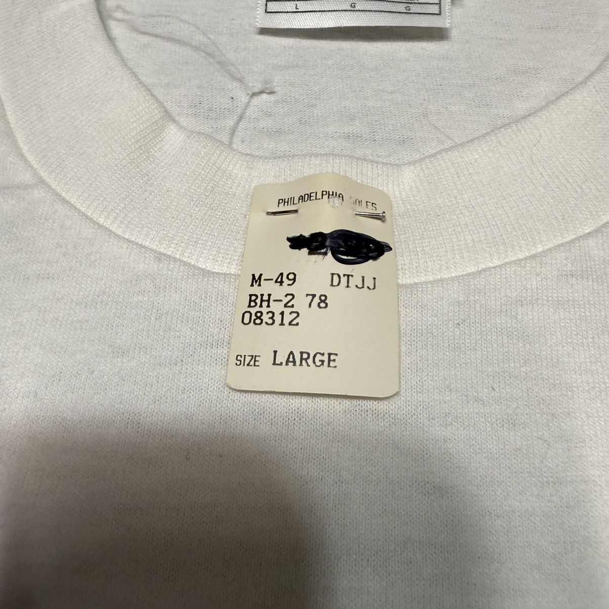 Nike Vintage Nike White Blank No Swoosh 90s Tshirt USA Size US L / EU 52-54 / 3 - 8 Thumbnail