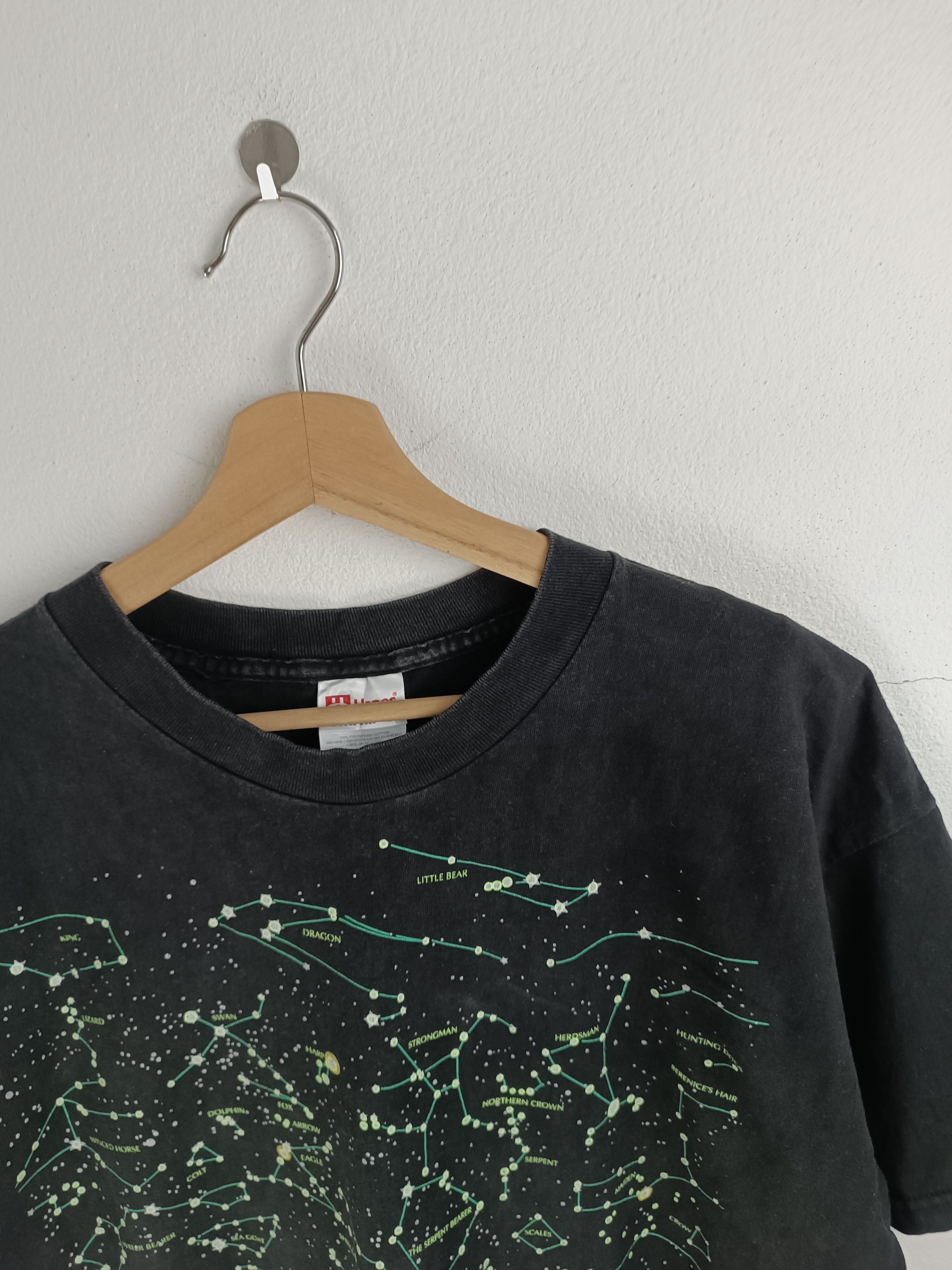 Vintage VINTAGE 90'S HEAVENLY BODIES STARS UNIVERSE BOOKS VERY RARE Size US XL / EU 56 / 4 - 9 Thumbnail