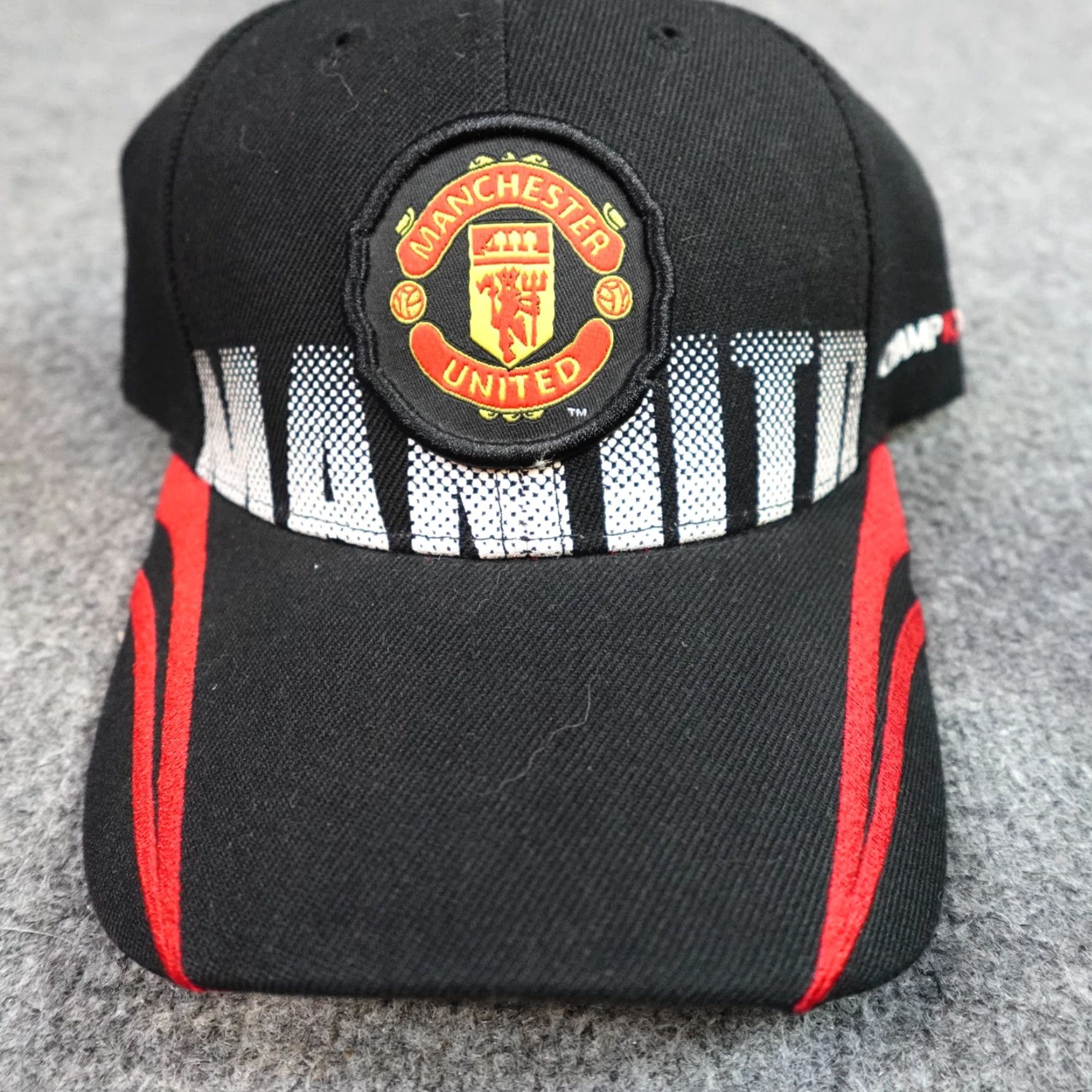 Vintage Manchester United Hat Black Strapback Embroidered Official Adjustable Men Cotton Baseball Cap Size ONE SIZE - 2 Thumbnail