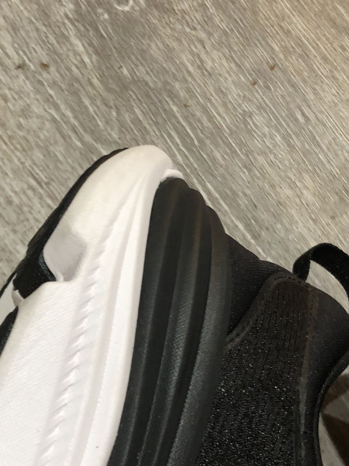 Hoka Hoka Gaviota 5 1134235 BWHT Size US 9 / IT 39 - 7 Thumbnail