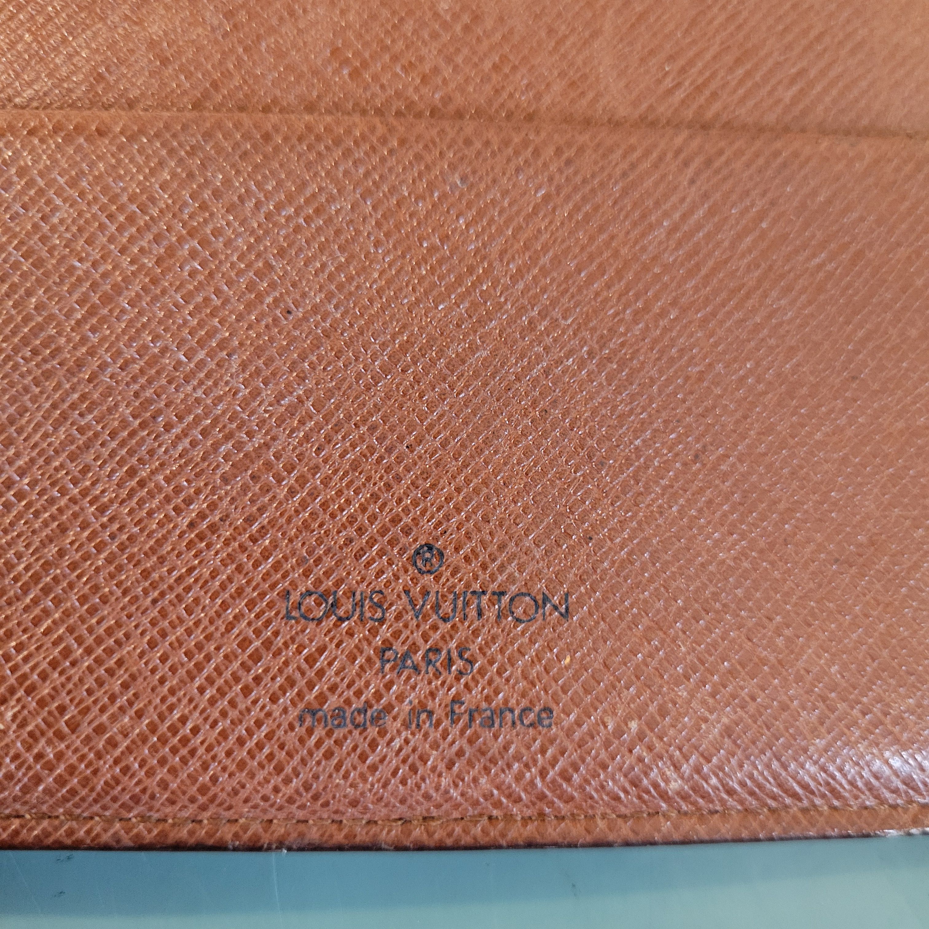 Louis Vuitton Rare Louis Vuitton Monogram Large Bifold With Card Insert Size ONE SIZE - 7 Thumbnail