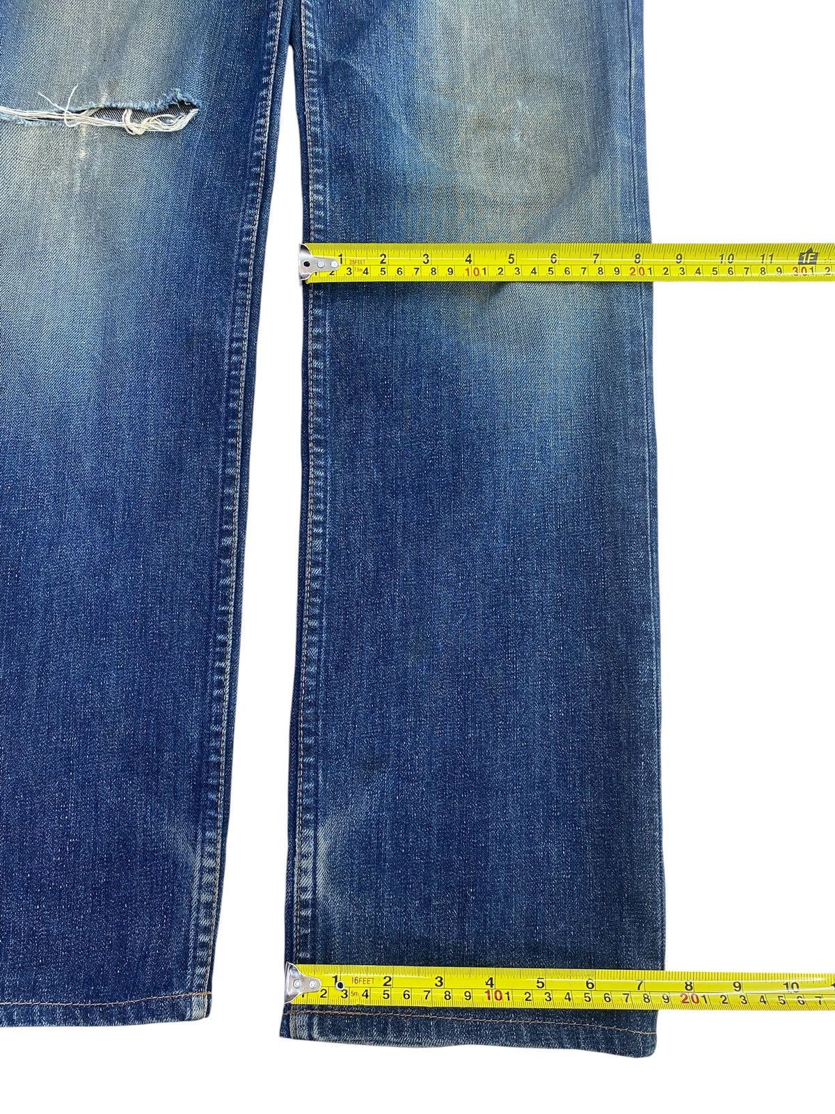Levi's Levi’s 522 Faded Wash Ripped Style Straight Cut Jeans Size US 30 / EU 46 - 8 Thumbnail