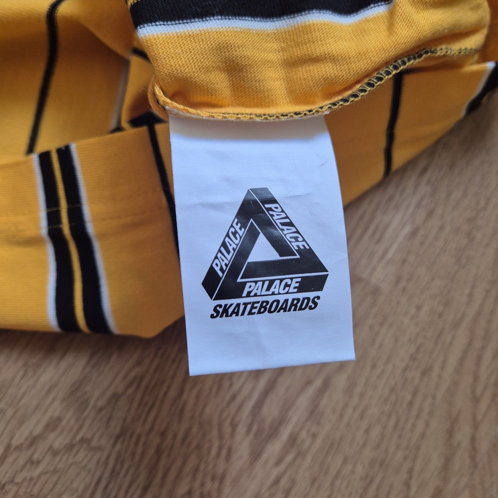 Palace Palace Vertical Stripe T-Shirt Yellow XL Brand New FW22 Size US XL / EU 56 / 4 - 5 Thumbnail