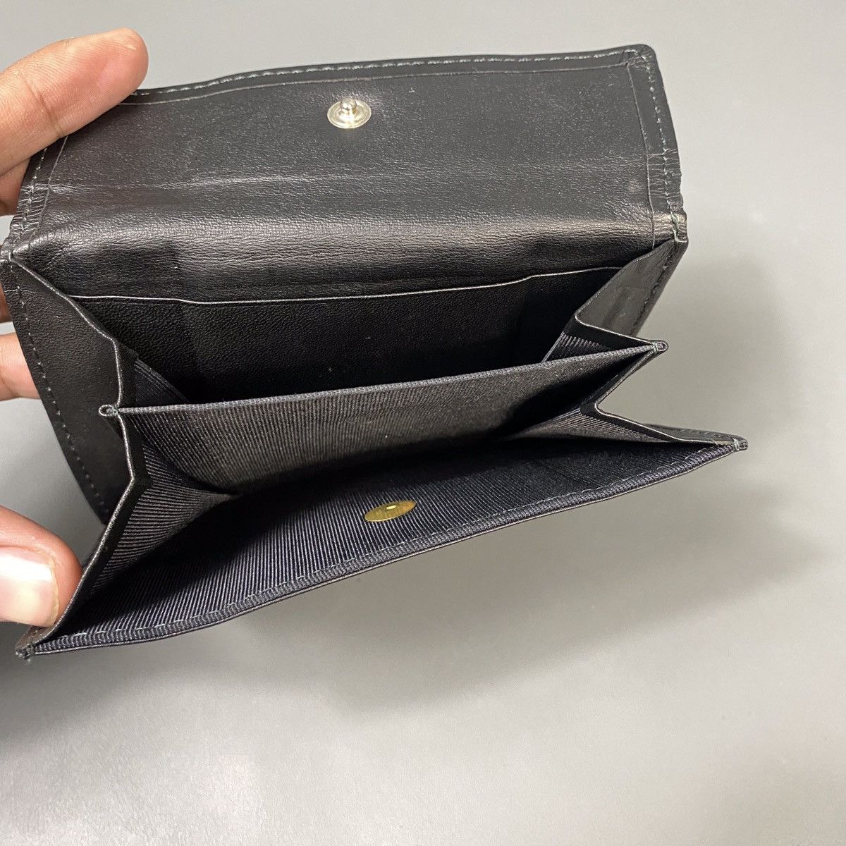 Jean Paul Gaultier Jean Paul Gautier Vintage Embossed Dragon Leather Wallet Size ONE SIZE - 3 Thumbnail