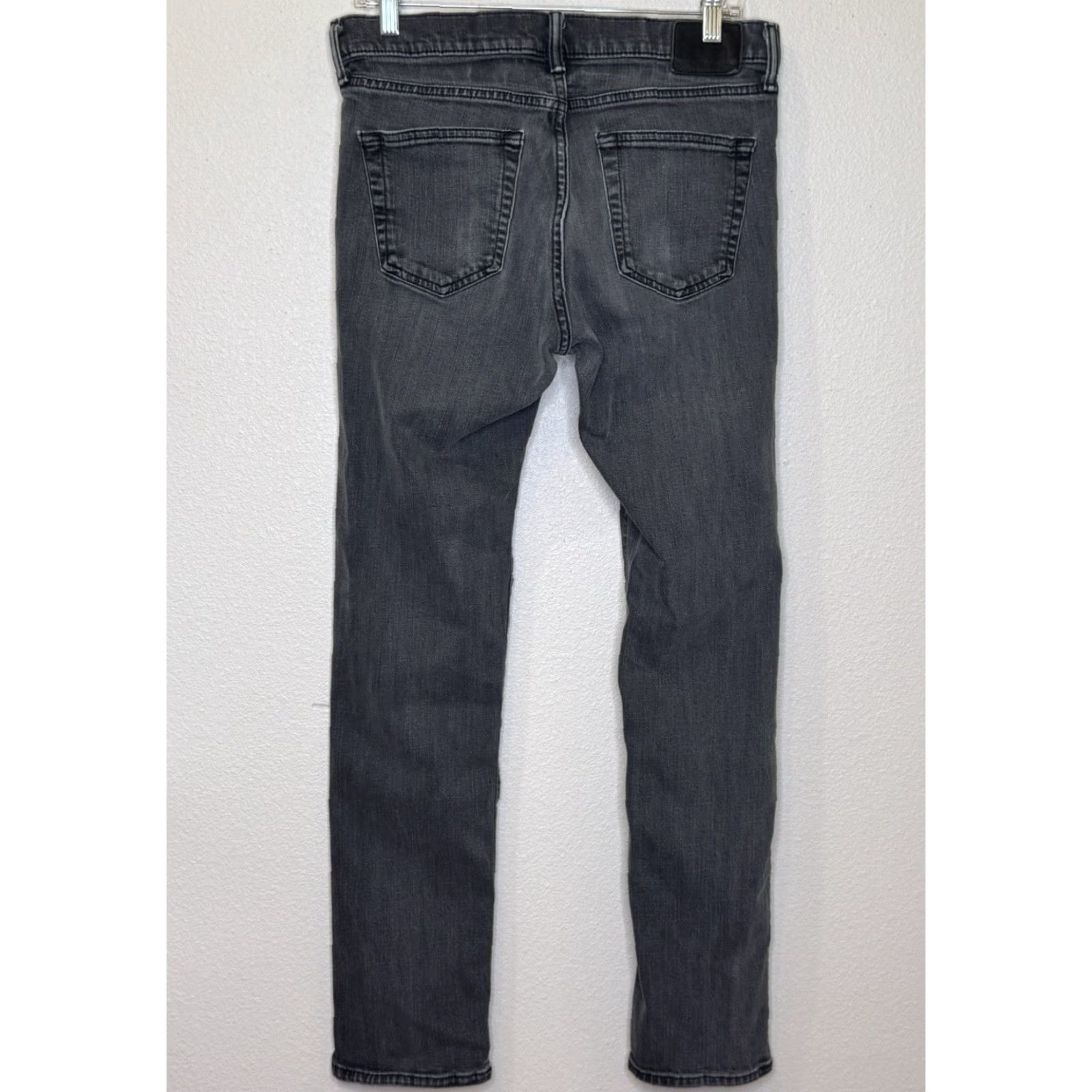 Abercrombie & Fitch Abercrombie & Fitch Langdon Slim Jeans Mens Size 30 x 32 Dark Gray Cotton Blend Denim Slim Jeans Mens Regular 30 Inseam 32 Gray Size US 30 / EU 46 - 5 Thumbnail