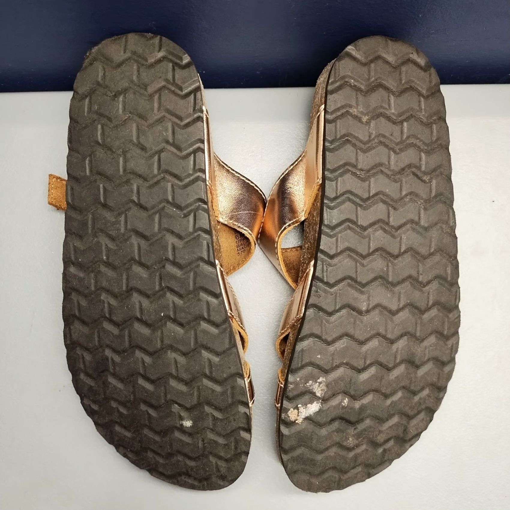 Vintage White Mountain Handpick Footbed Flip Flop Sandals Women Size 6M Brown Leather Slip On Size US 6 / IT 36 - 6 Thumbnail