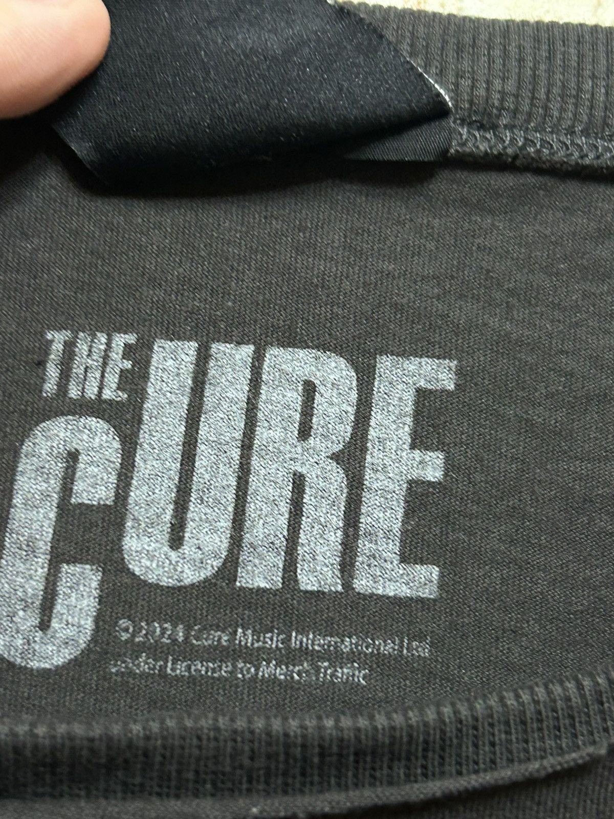 Band Tees The Cure Kiss Me Lips Amplified Post-Punk Rock Band T-Shirt Size US XL / EU 56 / 4 - 5 Thumbnail