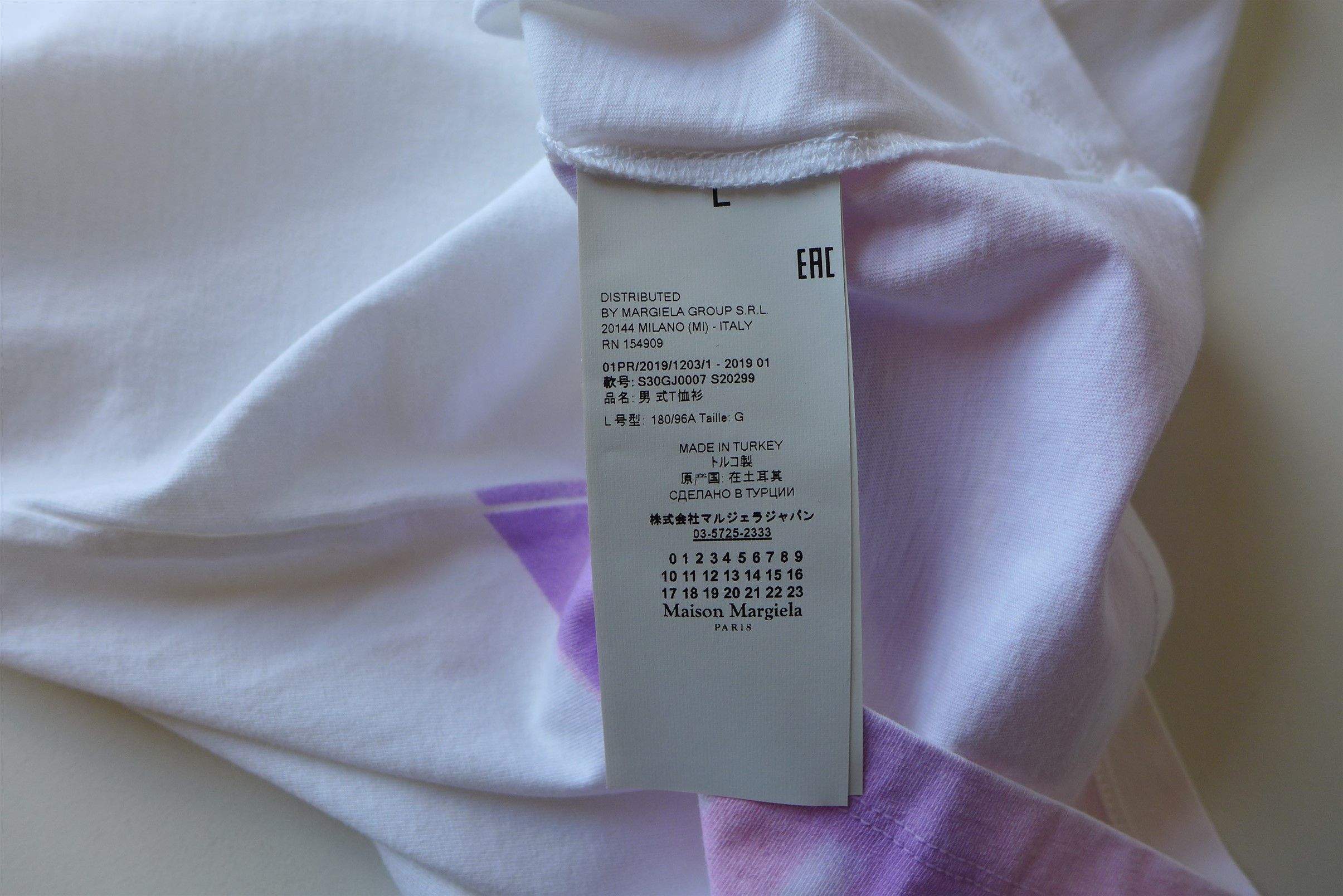 Maison Margiela Margiela 2019 Aids Relief V-Neck T-Shirt Size US L / EU 52-54 / 3 - 14 Thumbnail