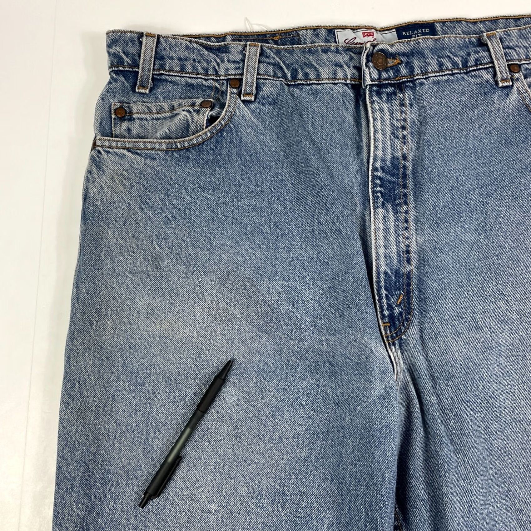 Levi's Levi's 540 Vintage Jeans Men 42 x 30 Blue Relaxed Straight Leg Mid Wash - Medium Size Size US 42 / EU 58 - 2 Thumbnail