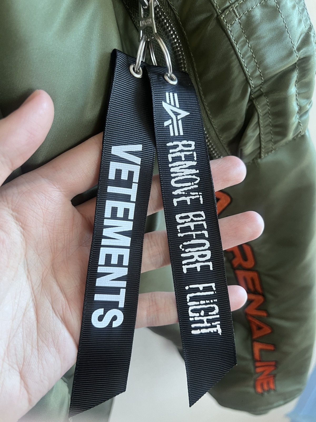 Alpha Industries × Vetements vetements racing bomber Size US S / EU 44-46 / 1 - 15 Thumbnail