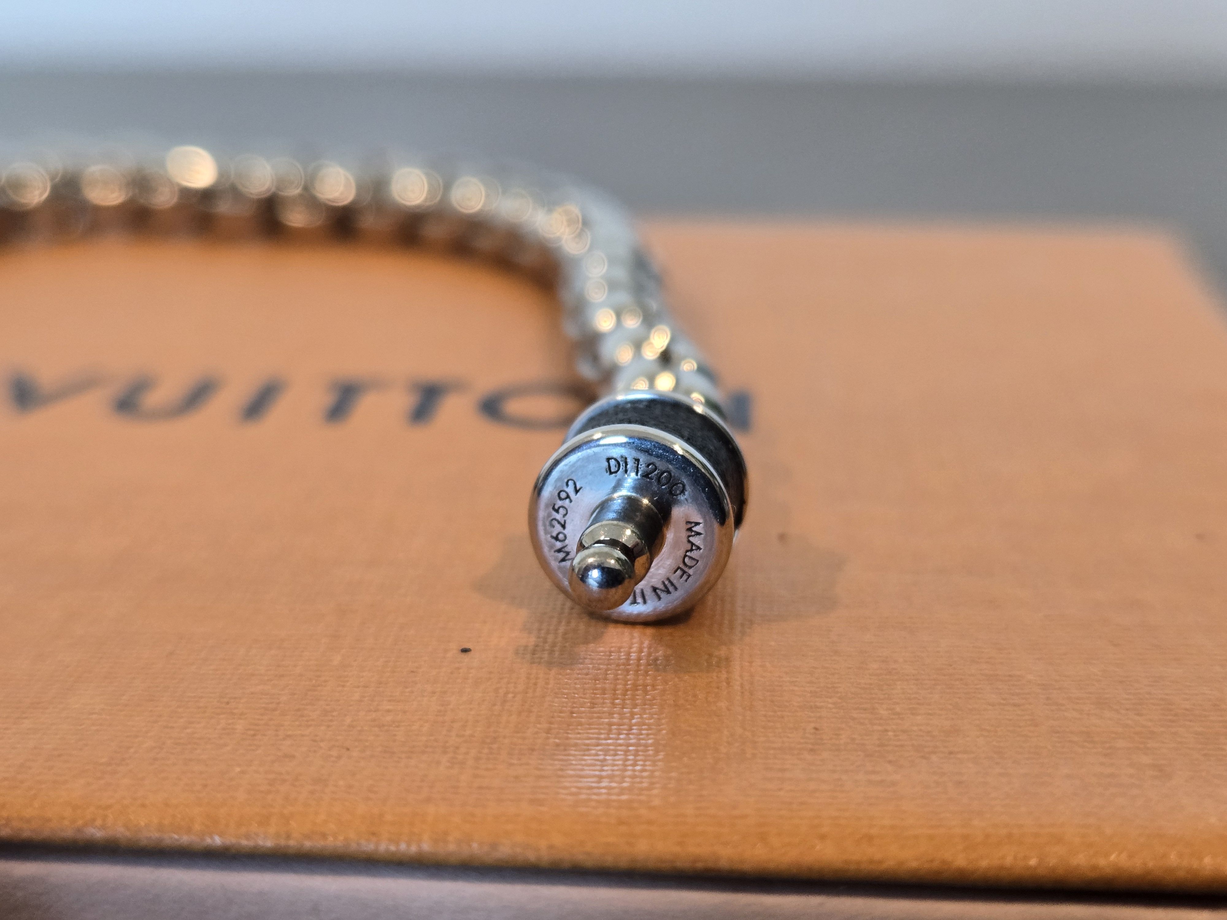 Louis Vuitton Louis vuitton monogram chain bracelet Size ONE SIZE - 3 Thumbnail