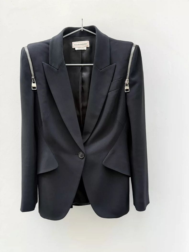 McQueen Classic Blazer Worn Twice Italy Purchase- DMC