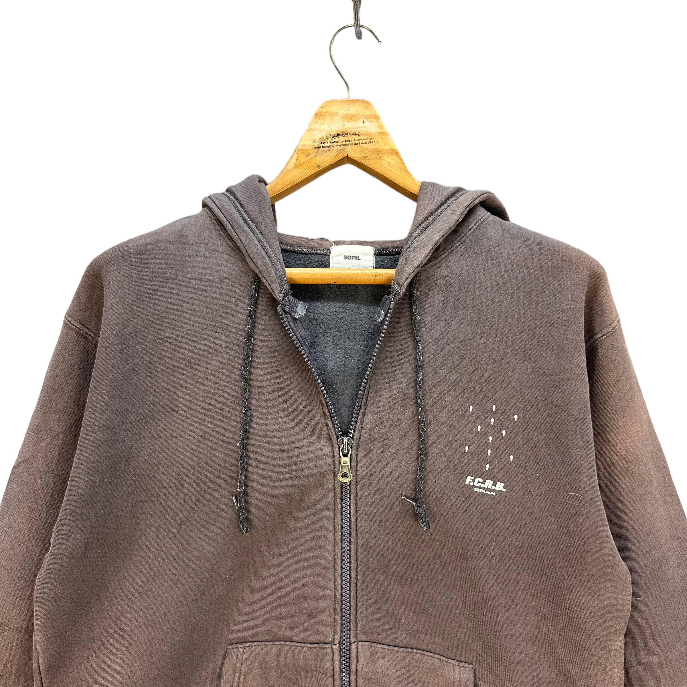 Japanese Brand TRASHED🔥 FC REAL BRISTOL 1999/2000 SOPH HOODIES #7980-194 Size US M / EU 48-50 / 2 - 2 Thumbnail