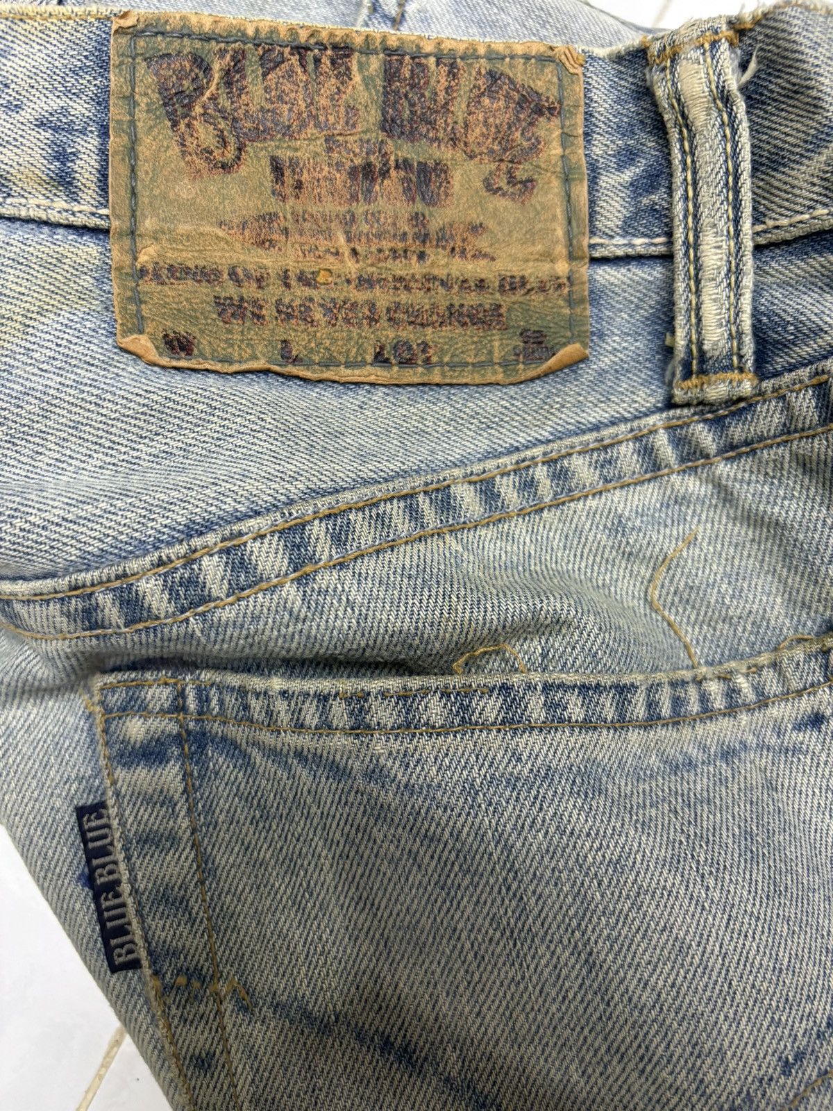 Blue Blue Japan × Samurai Jeans × Sugar Cane 🔥Blue Blue Japan Indigo Selvedge Jeans Distressed Denim Size US 32 / EU 48 - 9 Thumbnail