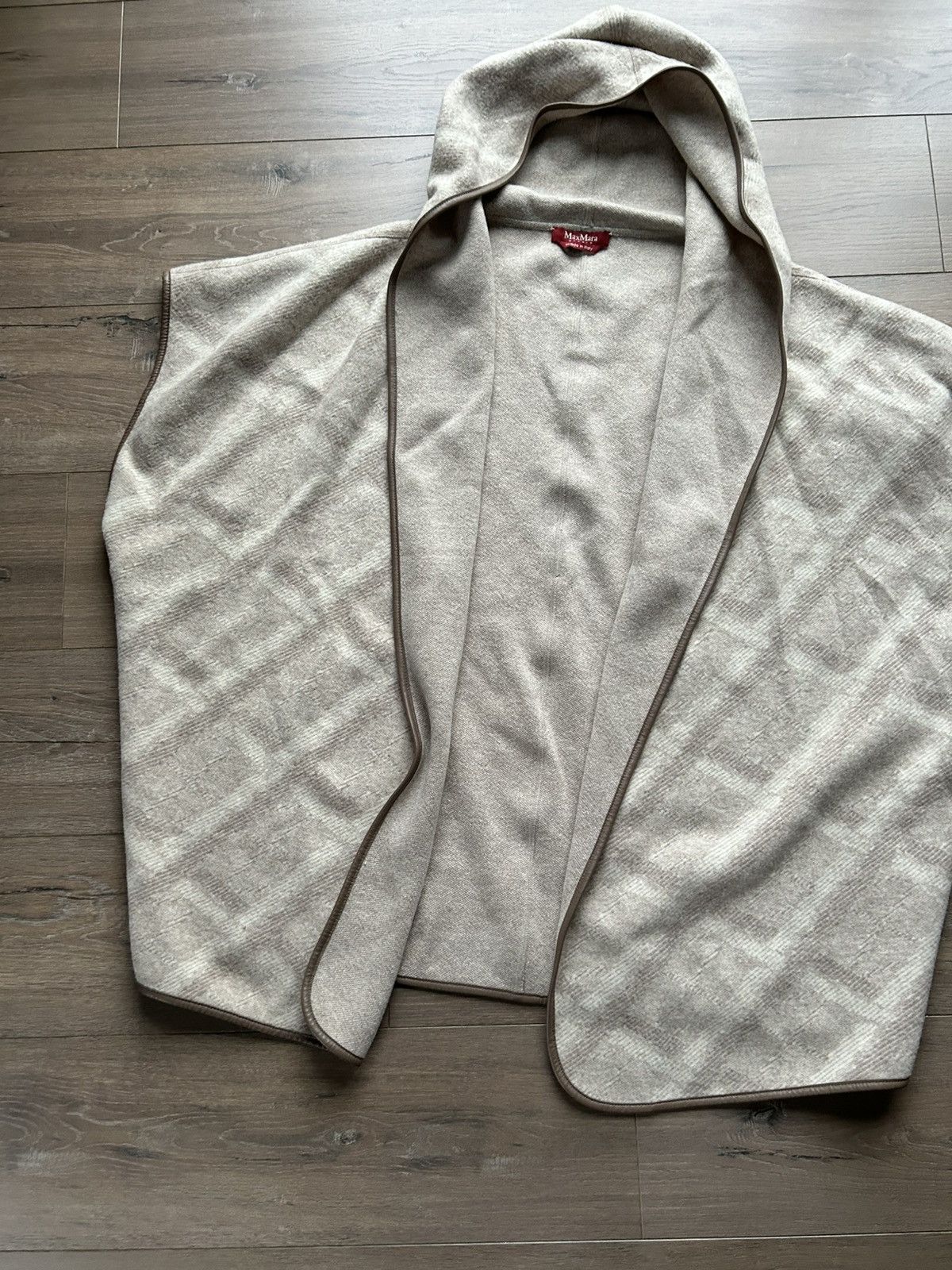 Max Mara Max Mara beige wool cape poncho One size Size ONE SIZE - 7 Thumbnail