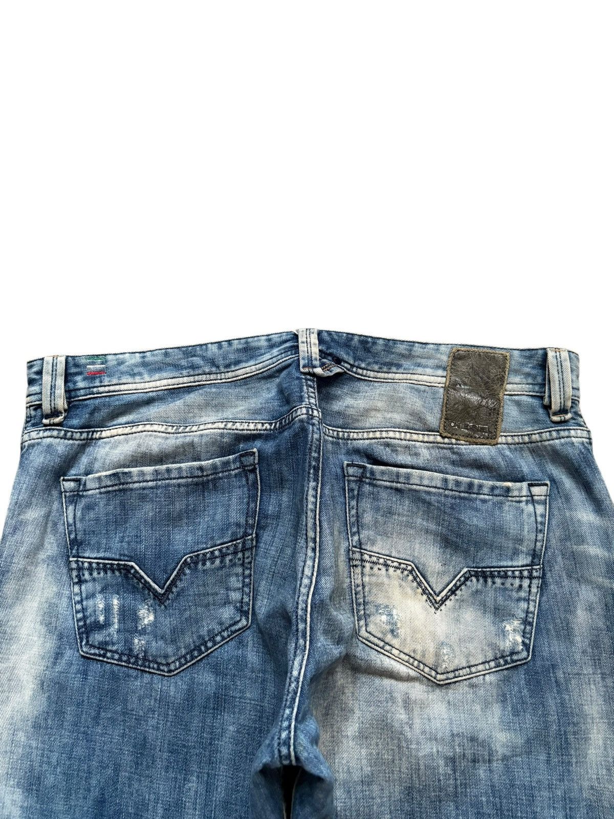 Diesel Vintage Diesel Mud Wash Distressed Loose Baggy Jeans Size US 37 - 8 Thumbnail