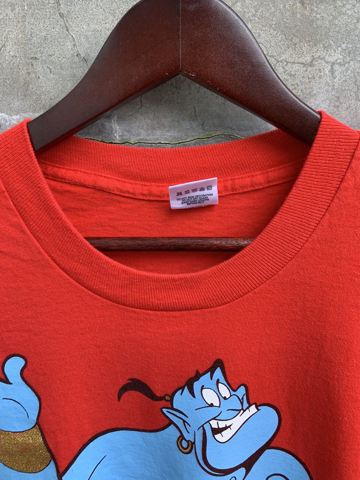 Vintage 1993 Aladdin Tee Size US XL / EU 56 / 4 - 4 Thumbnail