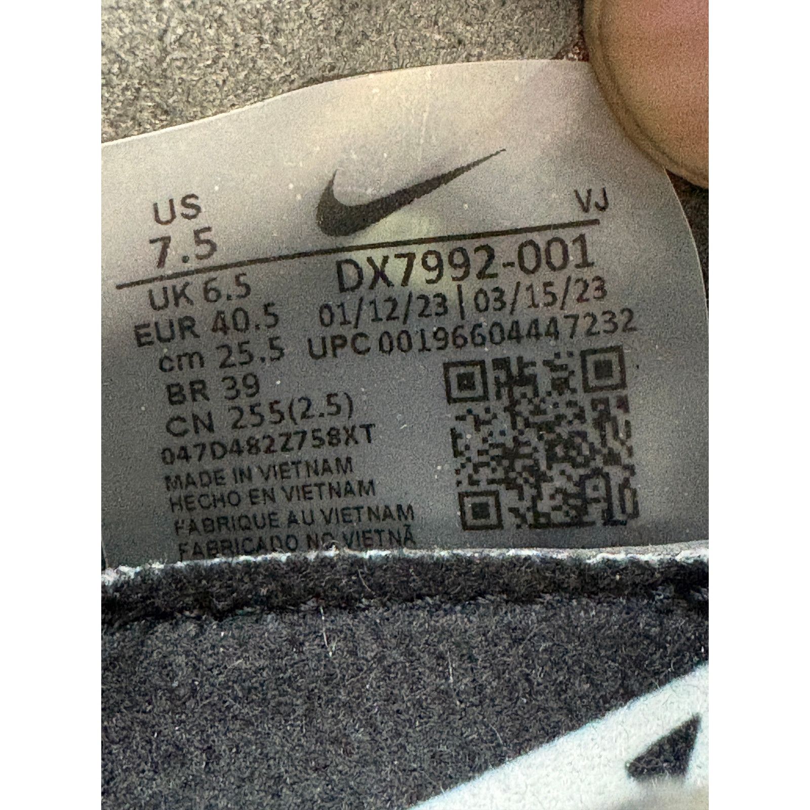 Nike Nike ZoomX Dragonfly XC Cross Country Spikes Mens 7.5 Cleats Size US 7.5 / EU 40-41 - 8 Thumbnail
