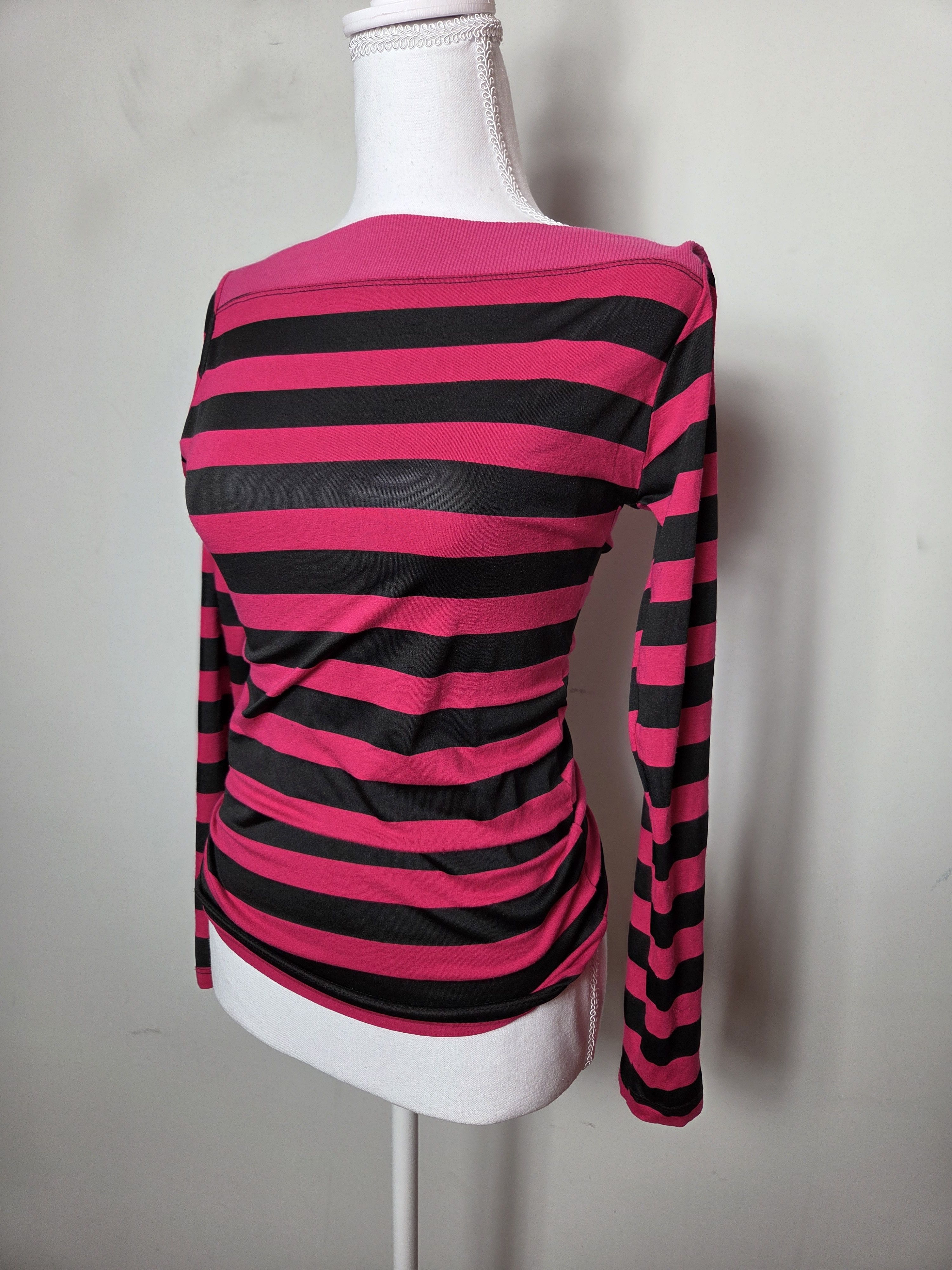 Japanese Brand Vintage stripped top y2k goth japan emo punk Size S / US 4 / IT 40 - 1 Thumbnail