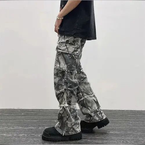 Japanese Brand Camouflage Y2K Fashion Baggy Jeans Cargo Pants Size US 30 / EU 46 - 2 Thumbnail