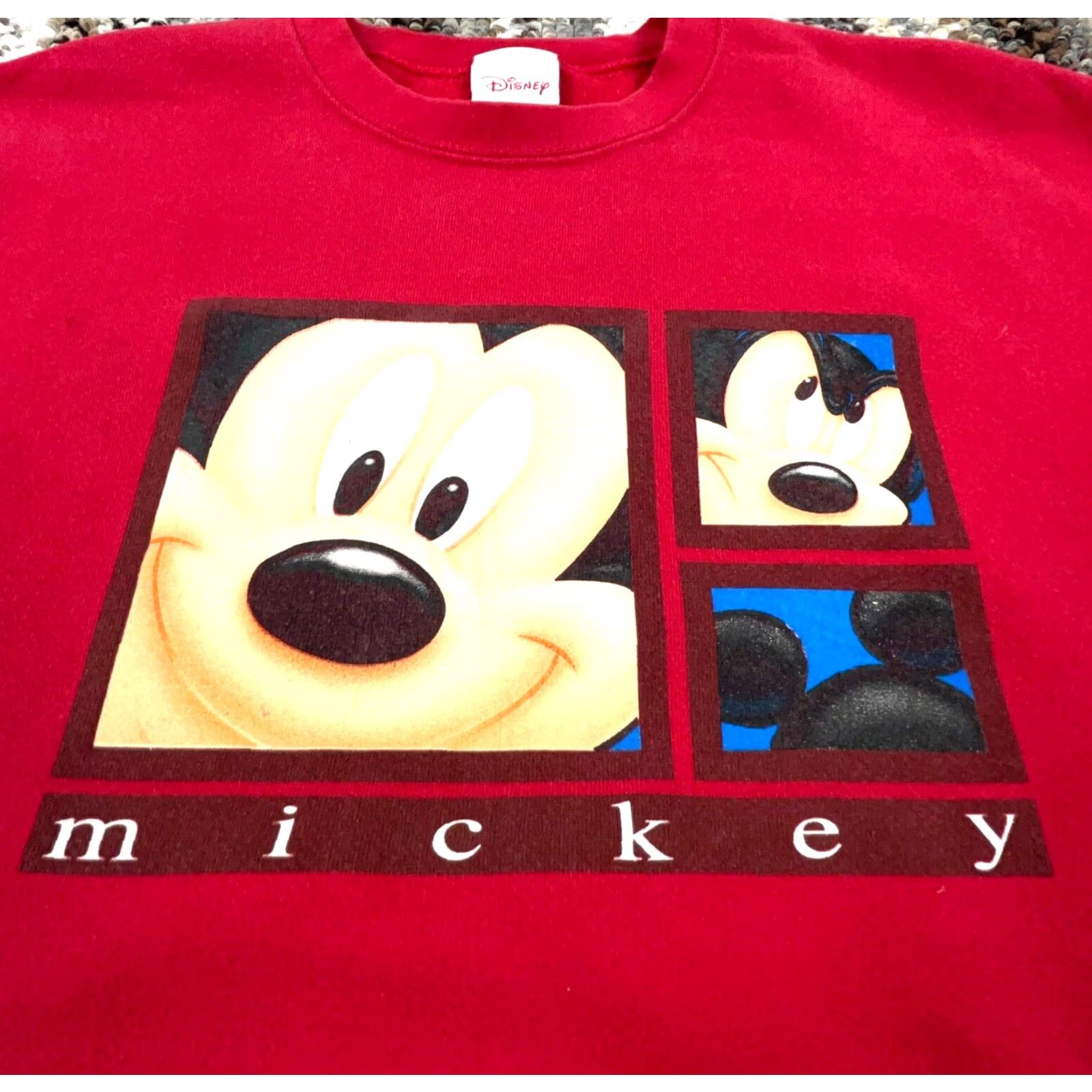 Disney VINTAGE Disney Mickey Mouse Sweatshirt Men Large Red Pullover Crew Neck 90s Retro Logo Size US L / EU 52-54 / 3 - 2 Thumbnail