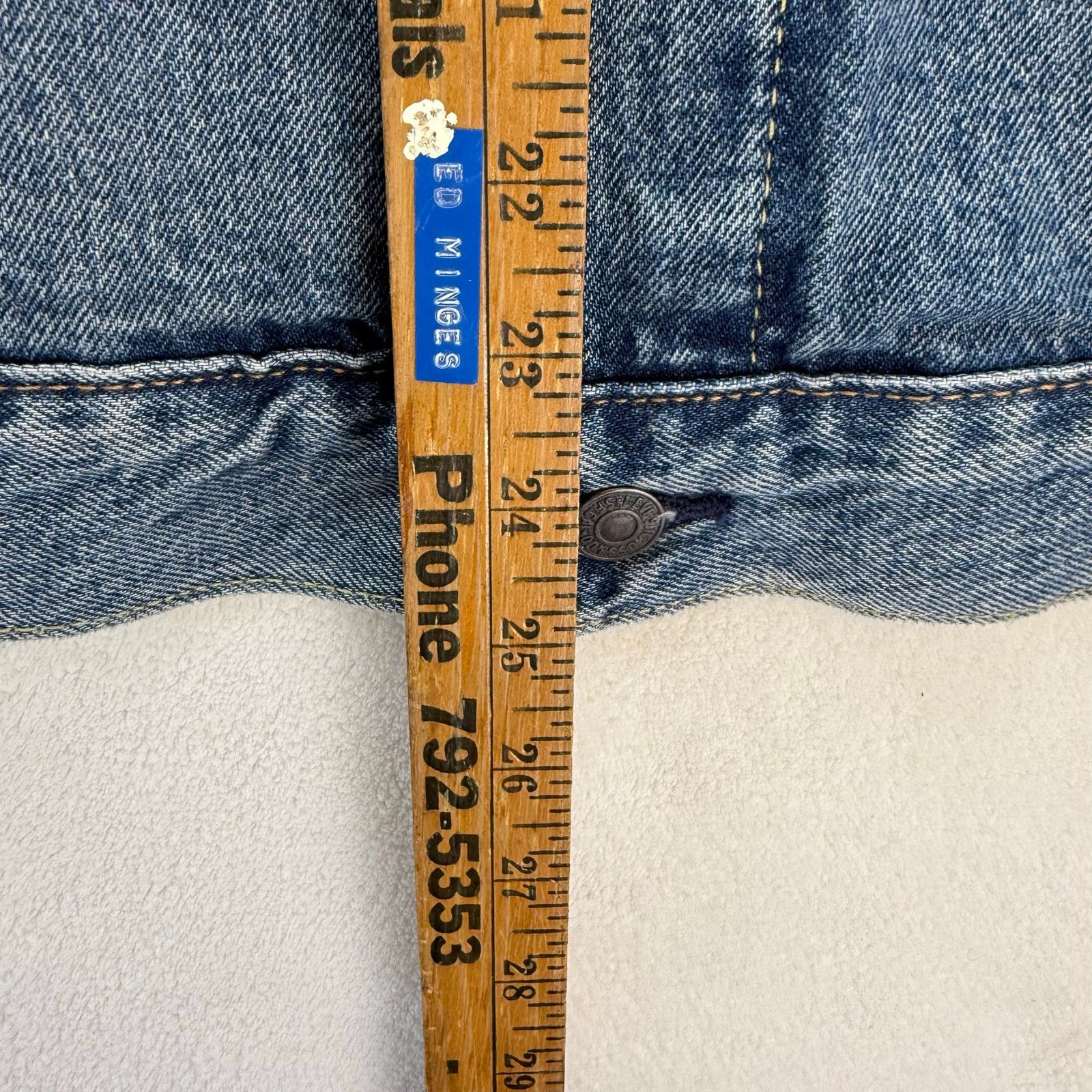 Levi's LEVI'S MEN'S MEDIUM WASH SIZE SMALL TRUCKER JACKET 723340683 Size US S / EU 44-46 / 1 - 5 Thumbnail