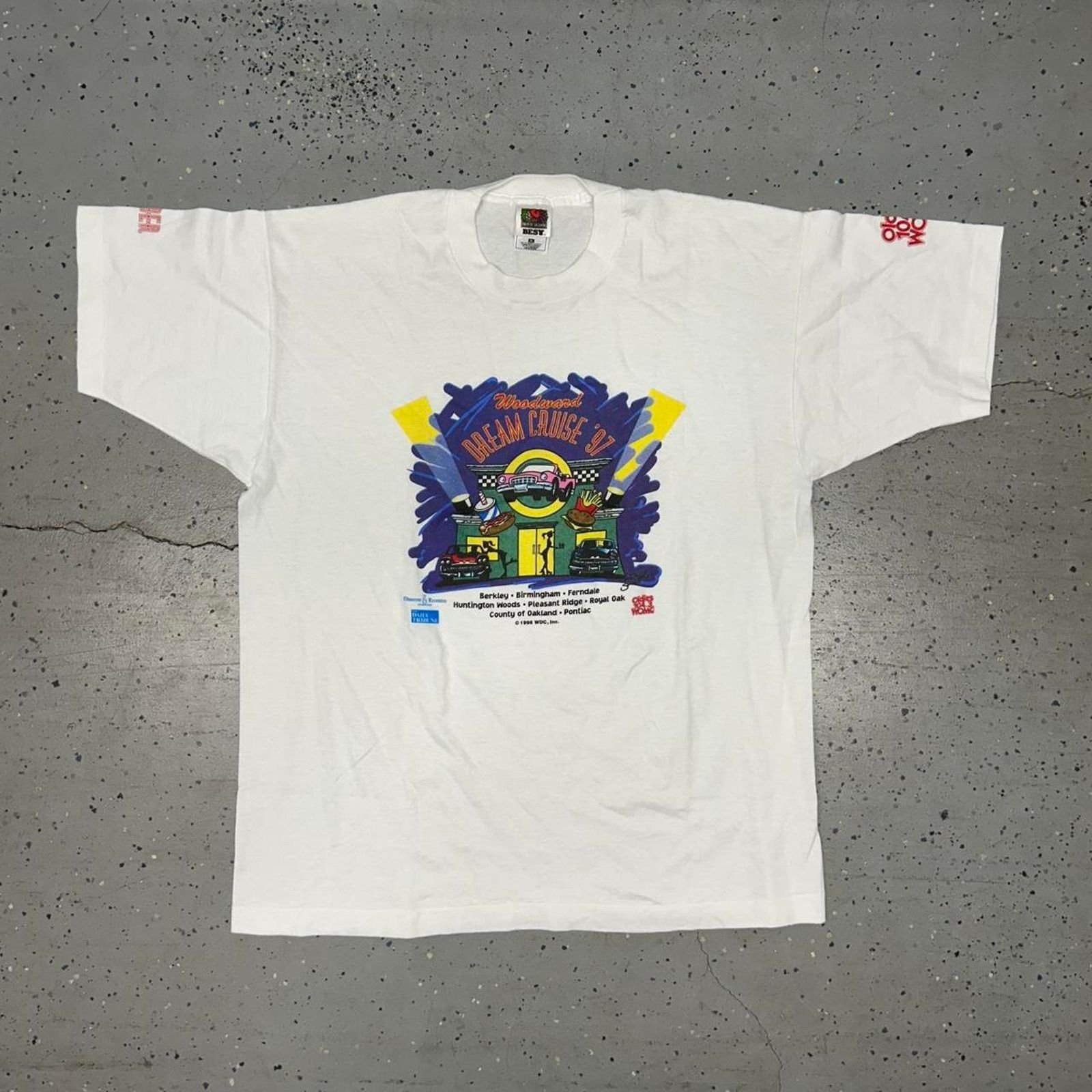 Fruit Of The Loom VTG 1997 Woodward Dream Cruise T-shirt Size US XL / EU 56 / 4 - 1 Thumbnail