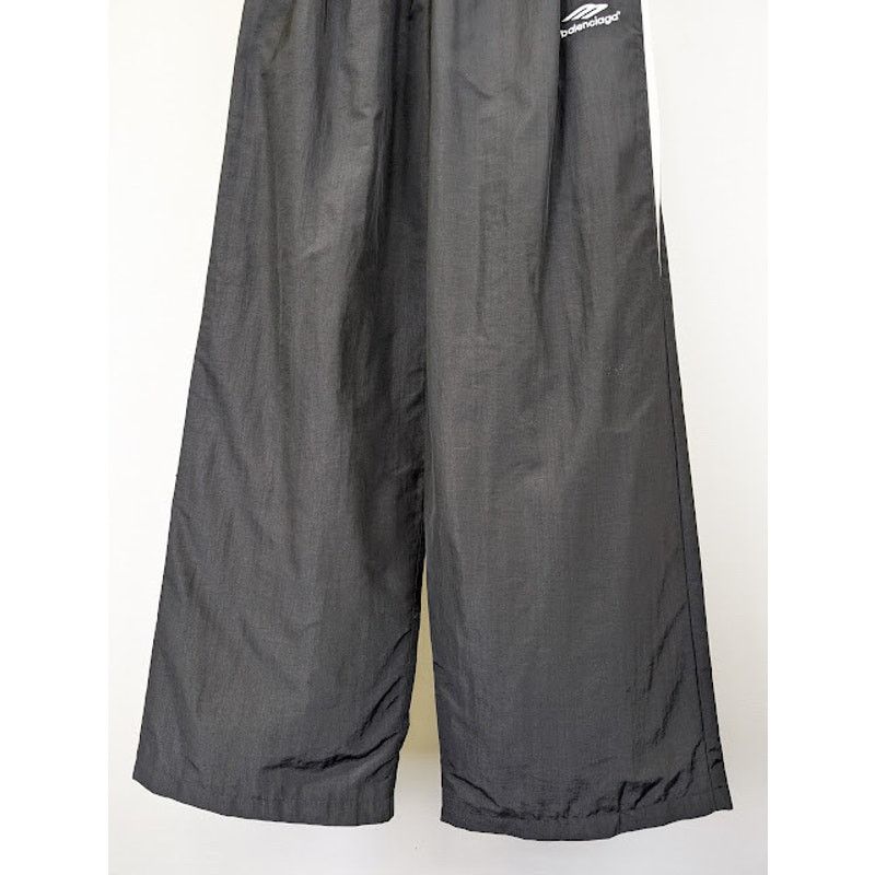 Balenciaga o1rshd1 Medium Fit Tracksuit Pants in Black Size US 32 / EU 48 - 4 Thumbnail