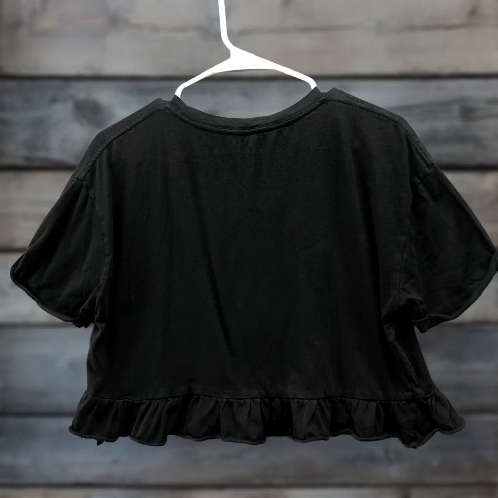 Zara Zara Ruffle Hem Cropped Tee Womens S Black Short Sleeve Crewneck Shirt Size S / US 4 / IT 40 - 1 Thumbnail