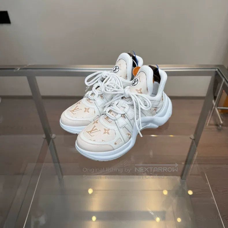 Louis Vuitton Louis Vuitton Archlight 25's new full-print creamy-brown s Size US 7 / IT 37 - 1 Thumbnail