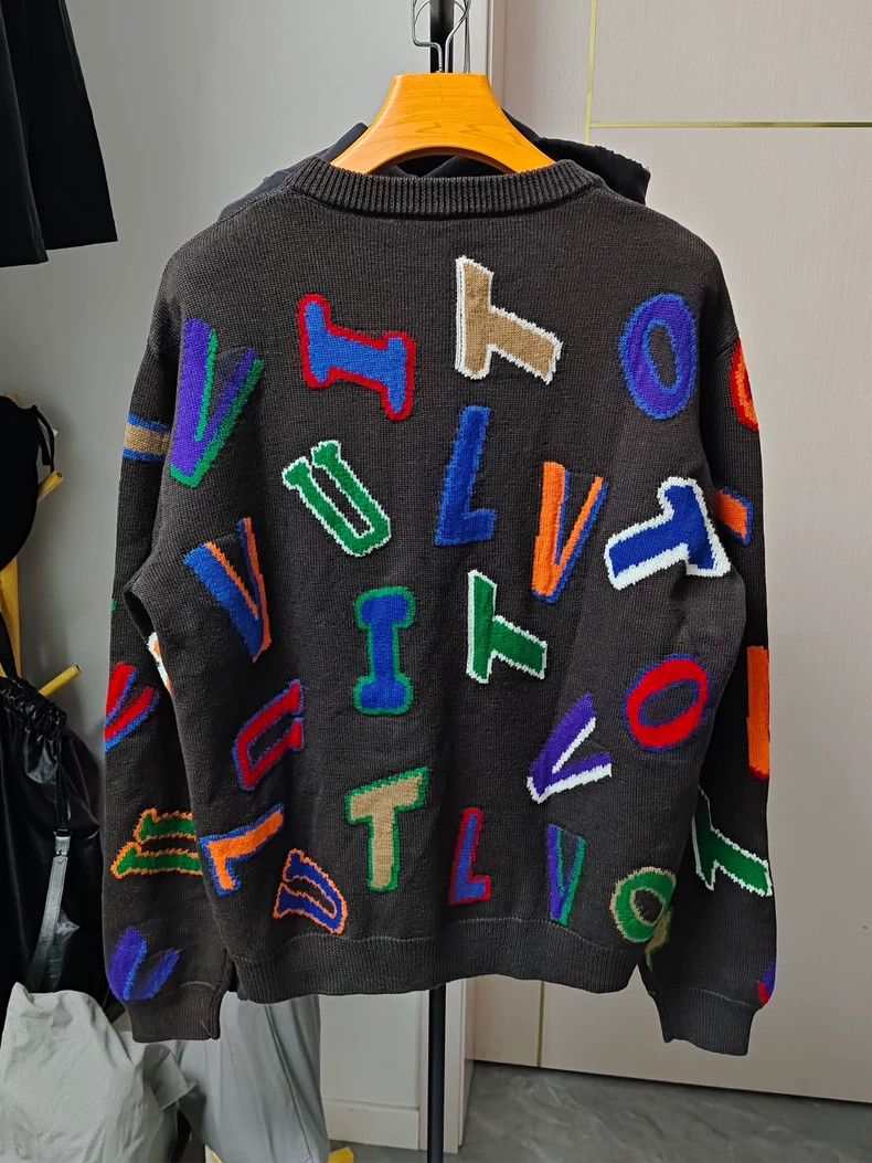 Louis Vuitton Louis Vuitton letter long sleeves 2503-Nextarrow Size US XL / EU 56 / 4 - 2 Thumbnail
