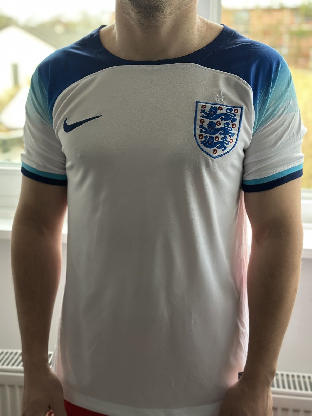 Nike ENGLAND NIKE SIZE M SHIRT Size US M / EU 48-50 / 2 - 1 Thumbnail