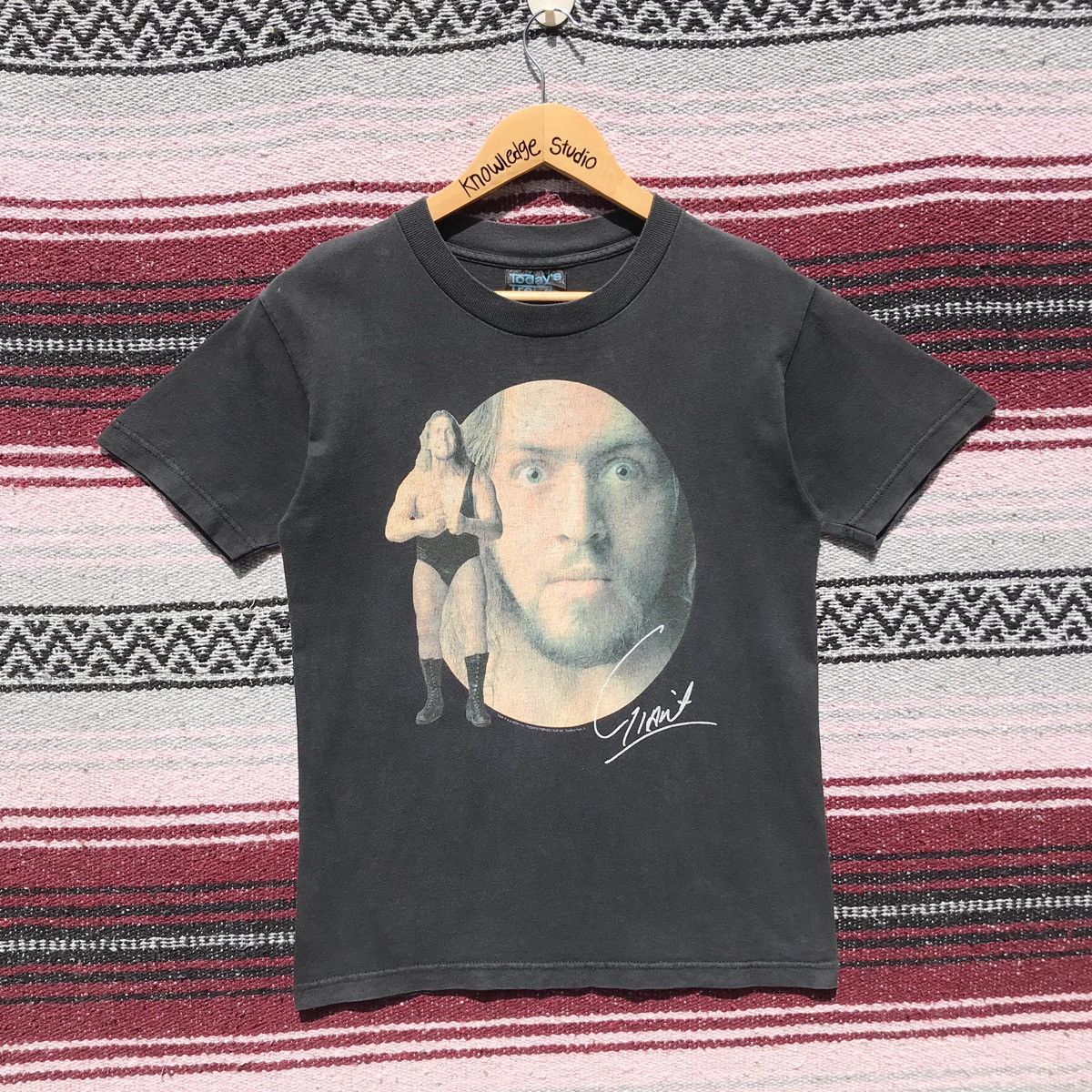 Vintage × WCW/nWo Vintage 1998 The Giant WCW Wrasler Tee Big Show SunFaded Size US S / EU 44-46 / 1 - 1 Thumbnail