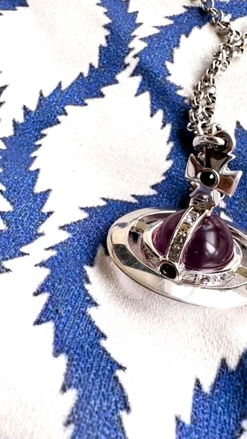 Vivienne Westwood Vivienne Westwood Rare vintage purple large Orb planet nec Size ONE SIZE - 1 Thumbnail