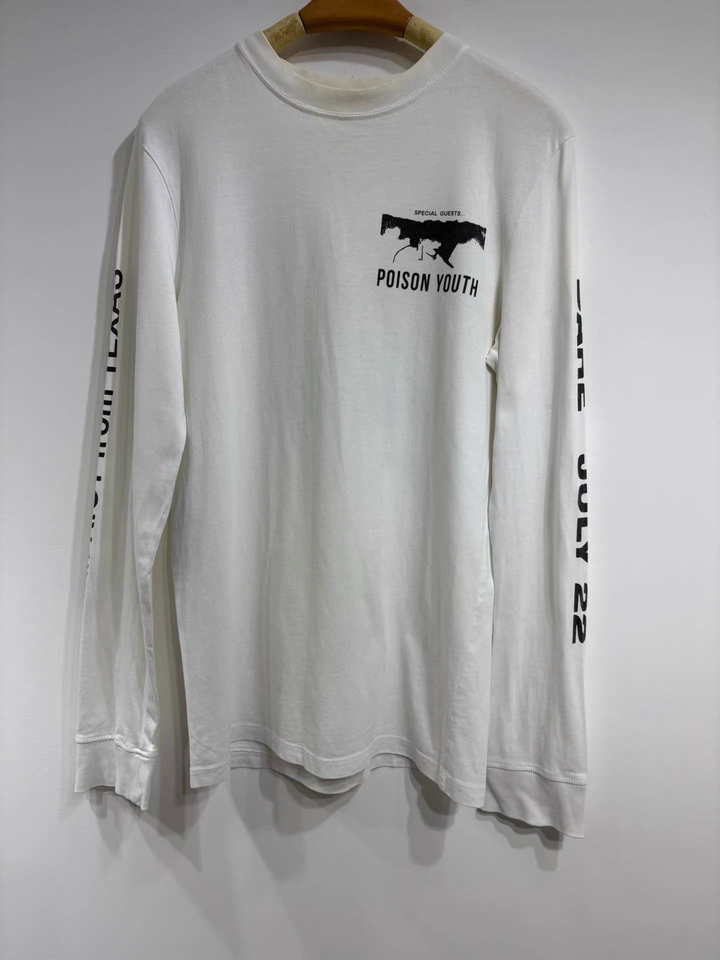 MCQ MCQ Men's White Long Sleeve Top K29 Size US XS / EU 42 / 0 - 1 Thumbnail