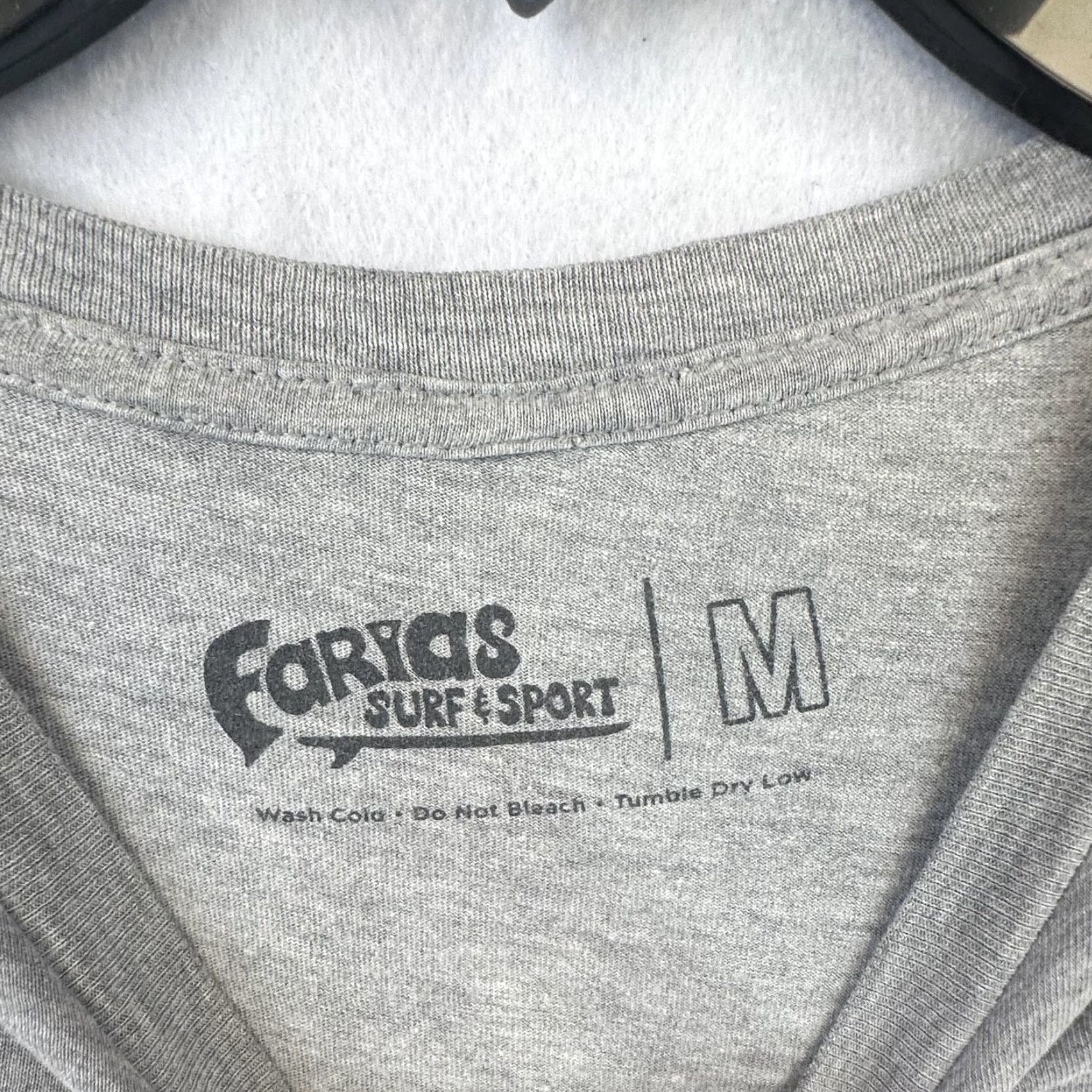 Vintage Farias Surf & Sport Shirt Mens M Gray Graphic Print Beach Fish Tee Short Sleeve Crew Neck Modern 90s? Wait. Size US M / EU 48-50 / 2 - 4 Thumbnail