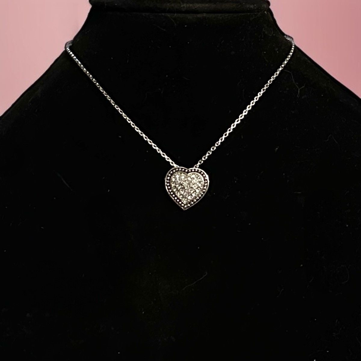 Other Cookie Lee silver tone paved heart pendant necklace Size ONE SIZE - 1 Thumbnail